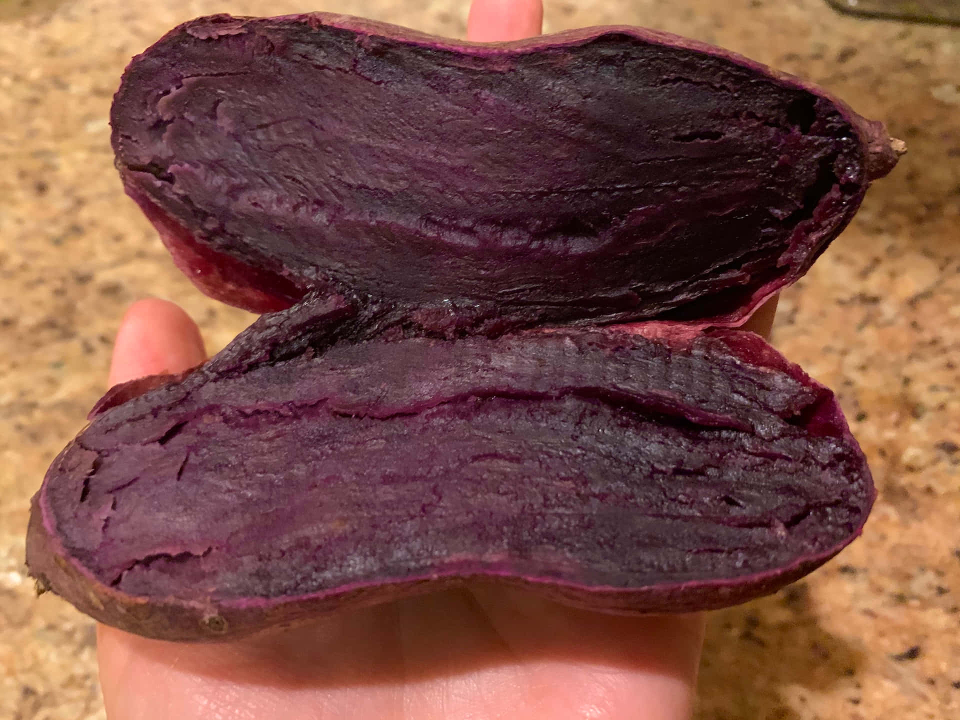 purple sweet potato, halved, deep violet flesh, Full HD Desktop Wallpaper