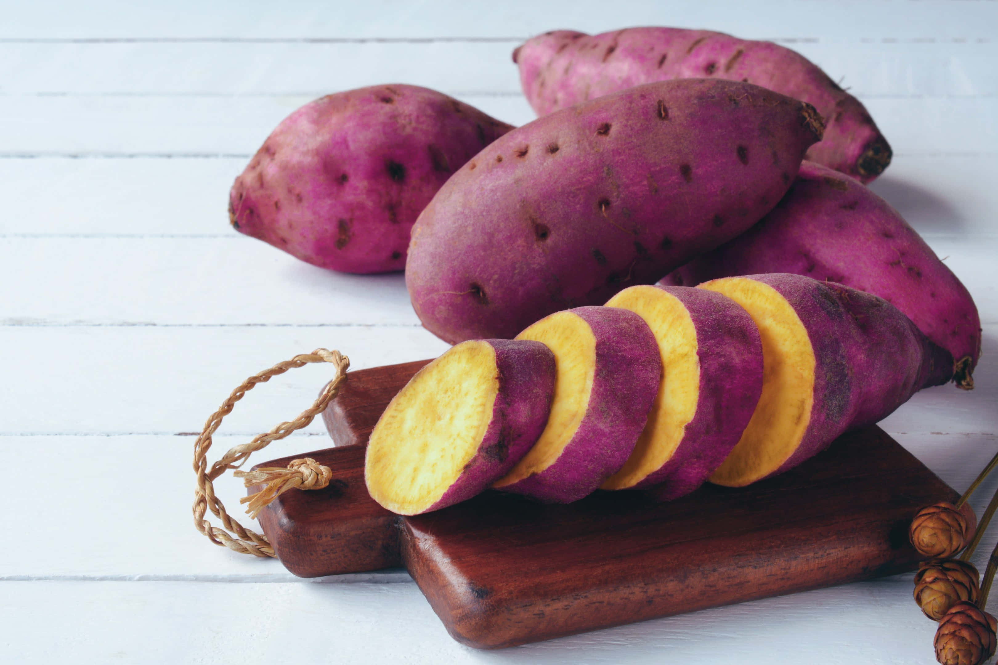 Purple Sweet Potato, golden interiors, rustic wooden board, 2K Desktop Wallpaper