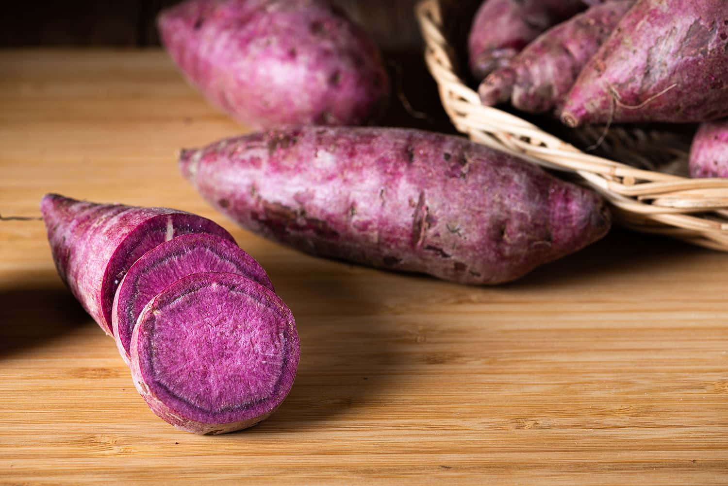 Purple Sweet Potato, magenta interiors, warm wooden surface, HD Desktop Wallpaper