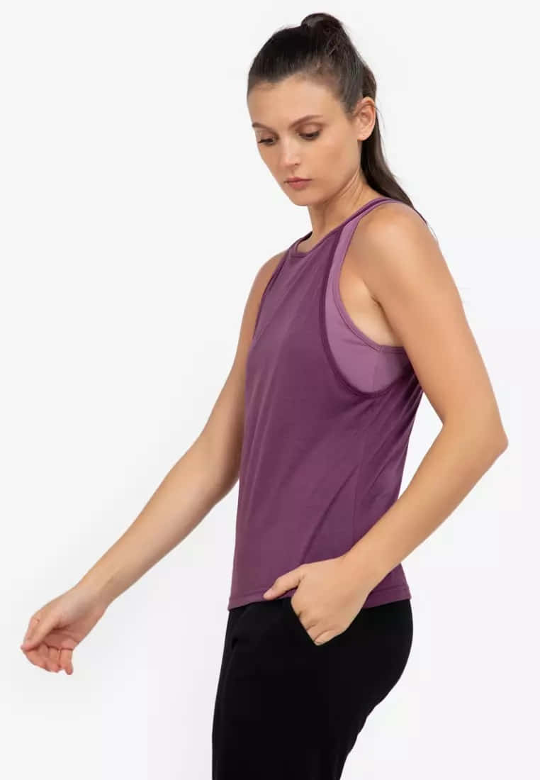 woman, purple tank top, black pants, SD Phone Wallpaper