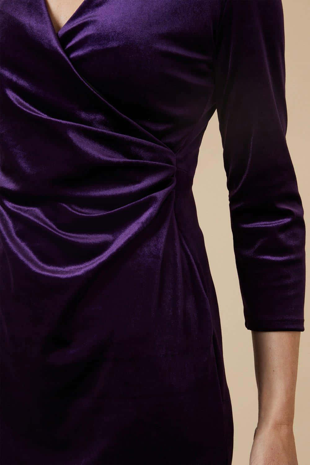 Purple Velvet, rich purple velvet dress, draped twist detail, HD Phone Wallpaper