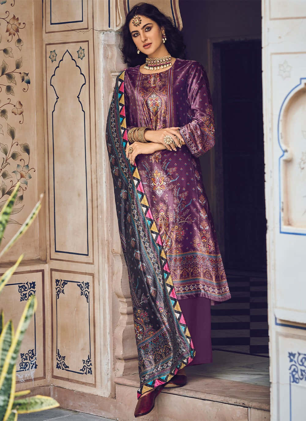 purple velvet, deep purple velvet texture, rich purple embroidered kurta, HD Phone Wallpaper