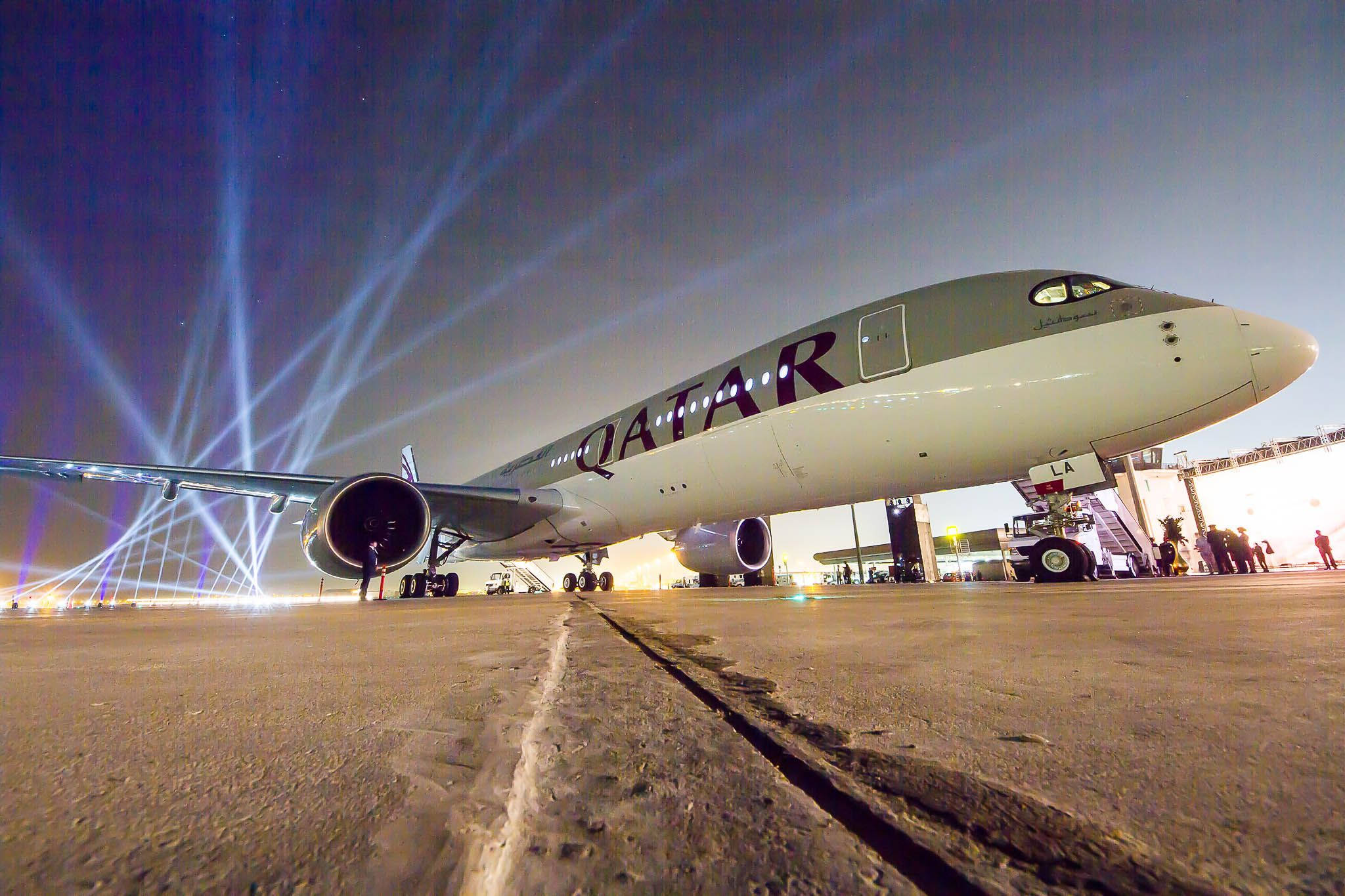 Qatar Airways, blue spotlights, tarmac, Full HD Desktop Wallpaper