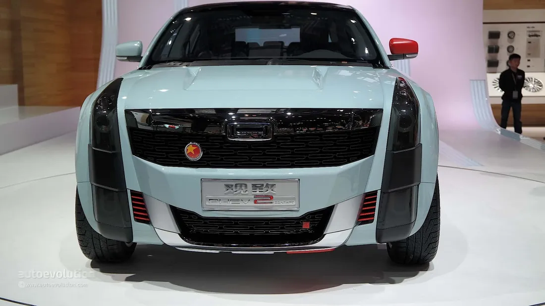 Qoros 2 SUV