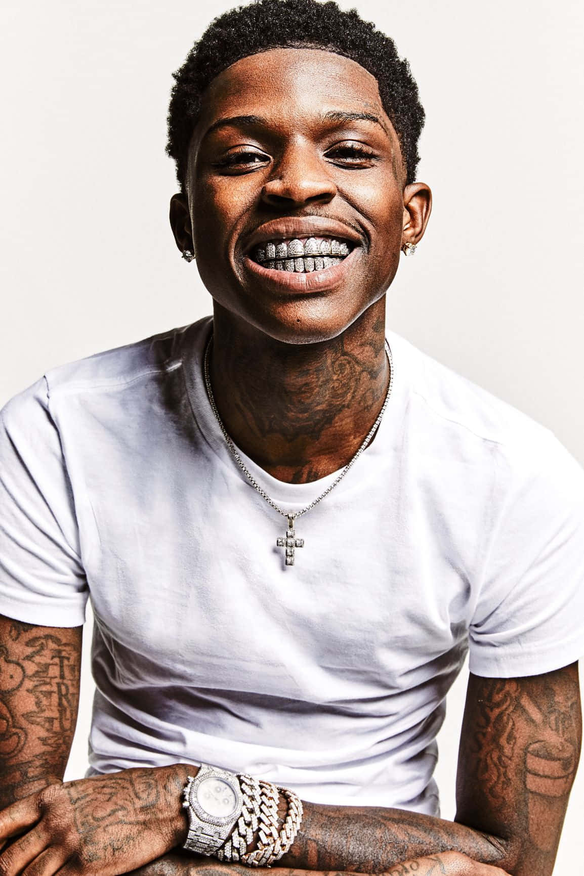 Quando Rondo, white t-shirt, silver jewelry, HD Phone Wallpaper