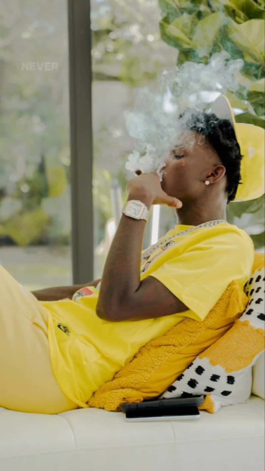 Quando Rondo, bright yellow loungewear, white couch, HD Phone Wallpaper