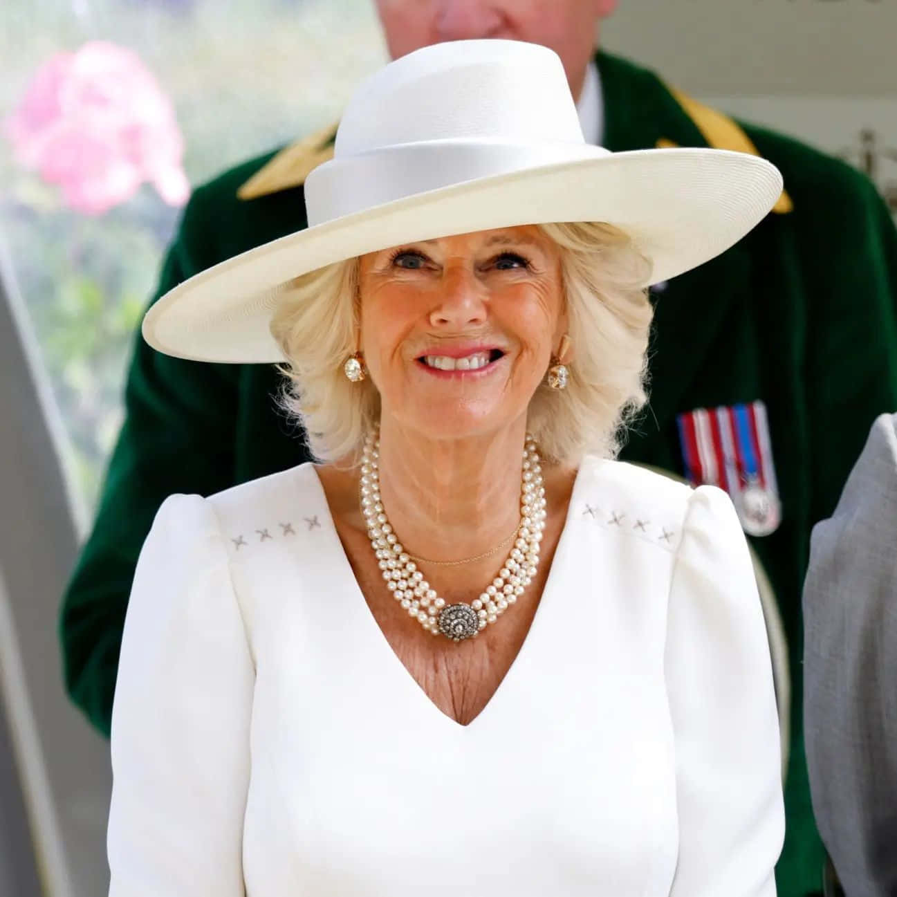 Queen Camilla, white wide-brimmed hat, pearl necklace, HD Desktop Wallpaper