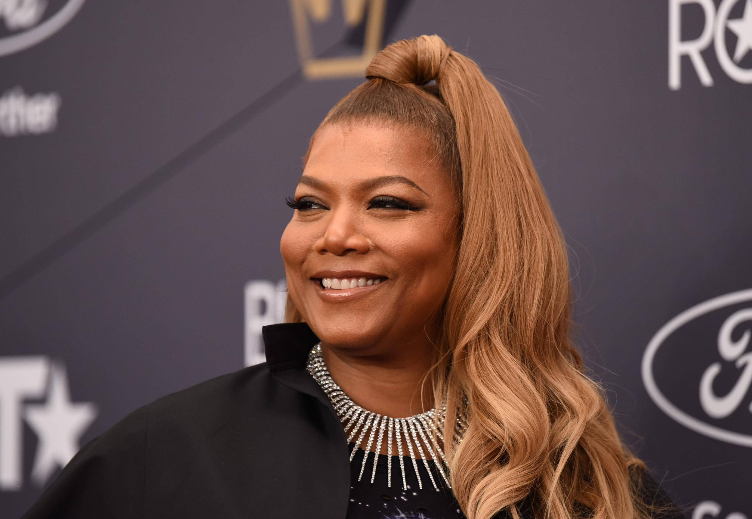Queen Latifah, black outfit, sparkling choker, Full HD Desktop Wallpaper