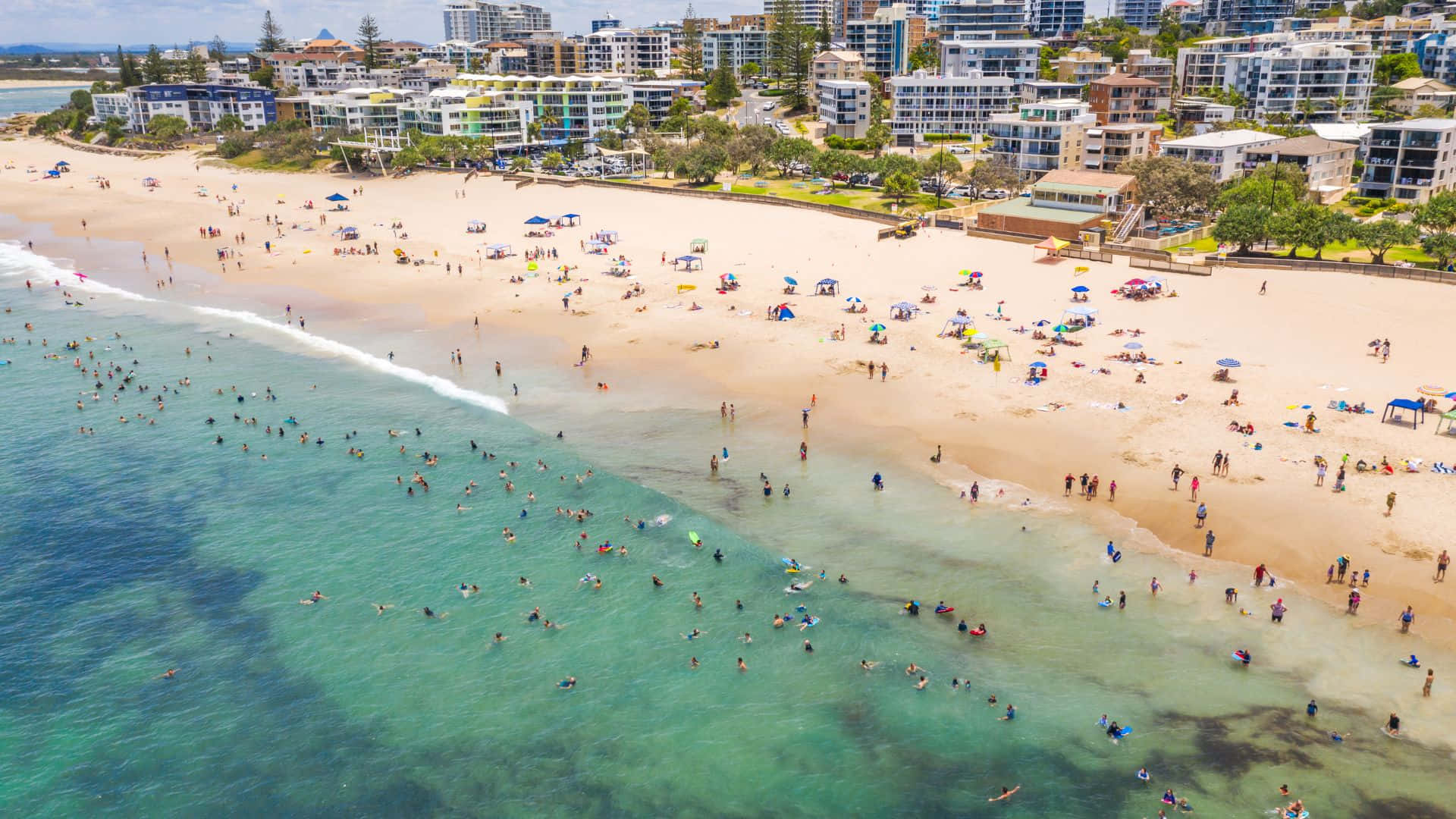 Queensland, turquoise waters, crowded shorelines, Full HD Desktop Wallpaper