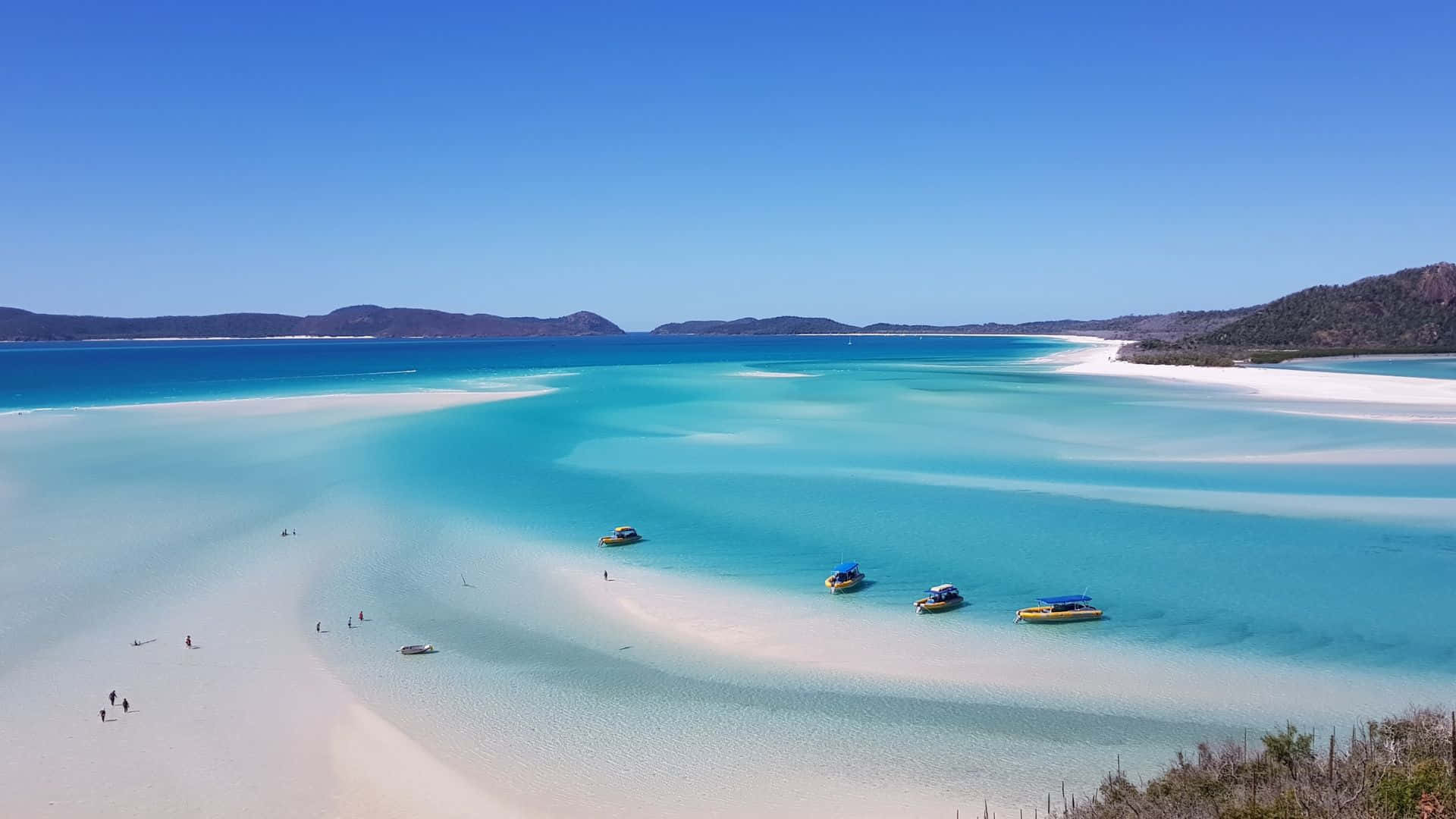 white sandbar, turquoise waters, small boats, Full HD Desktop Wallpaper