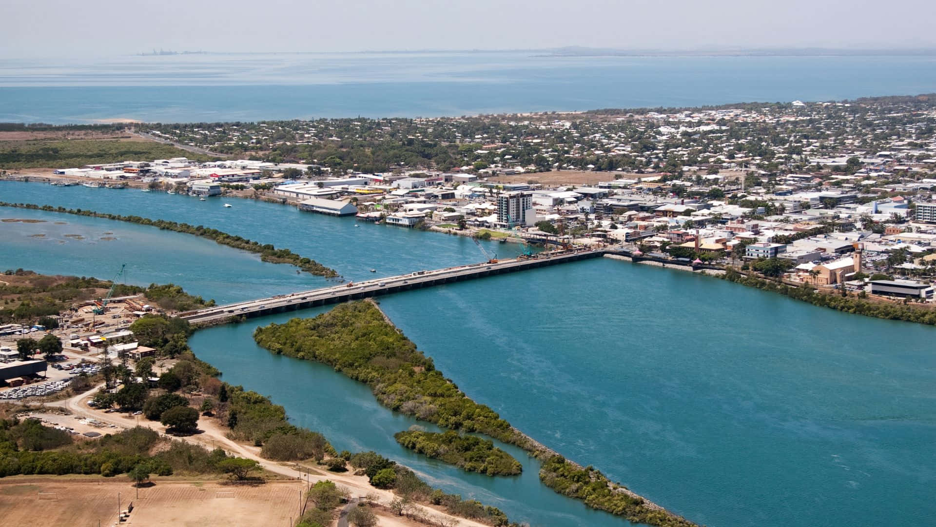 Queensland, turquoise river, cityscape, Full HD Desktop Wallpaper