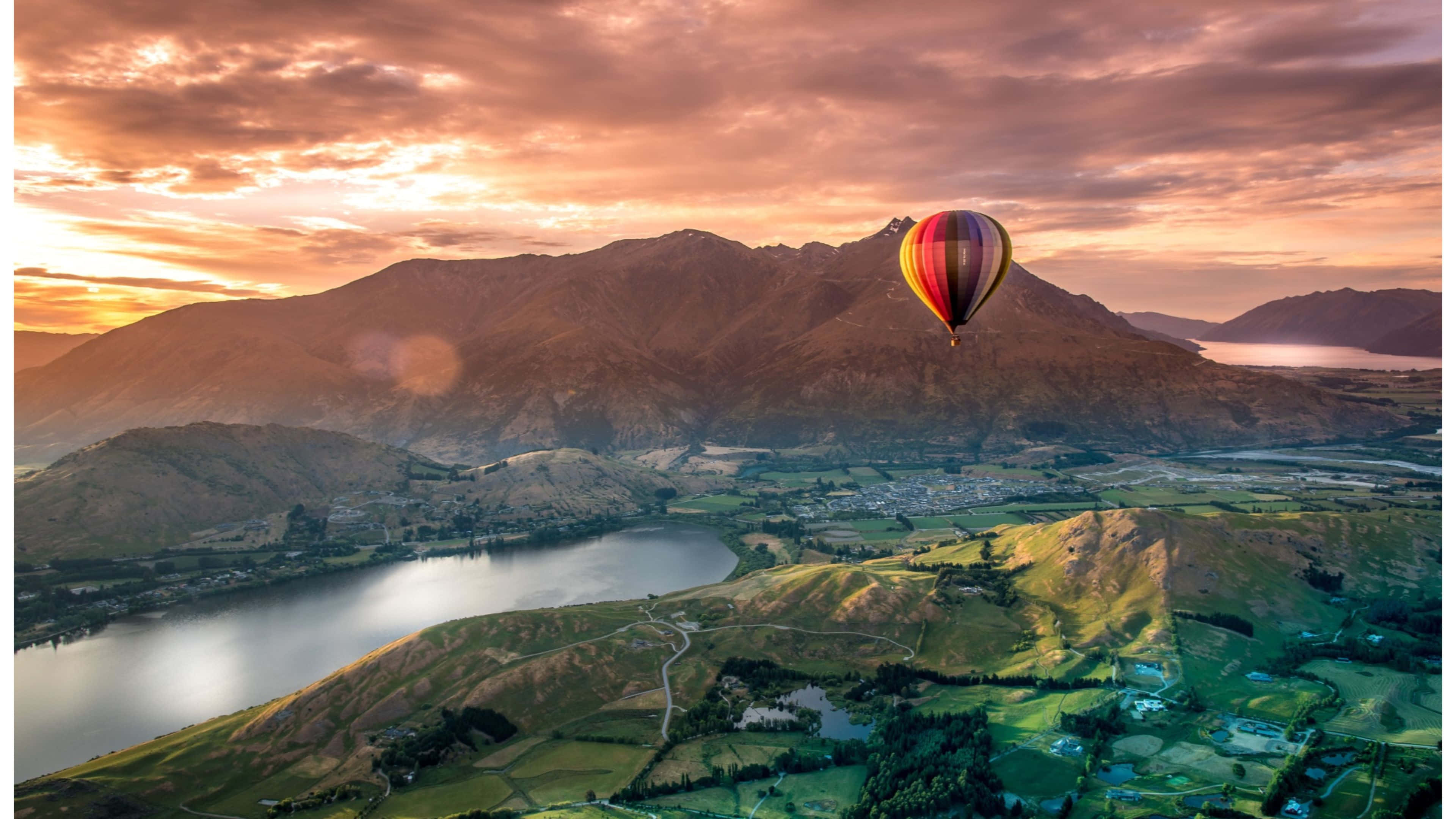 Queenstown, hot air balloon, sunset, 4K Desktop Wallpaper