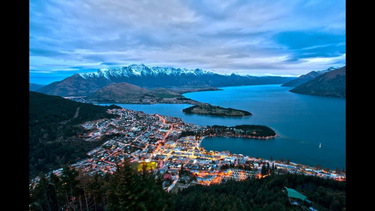 Queenstown, lakeside twilight, glowing lake, HD Desktop Wallpaper