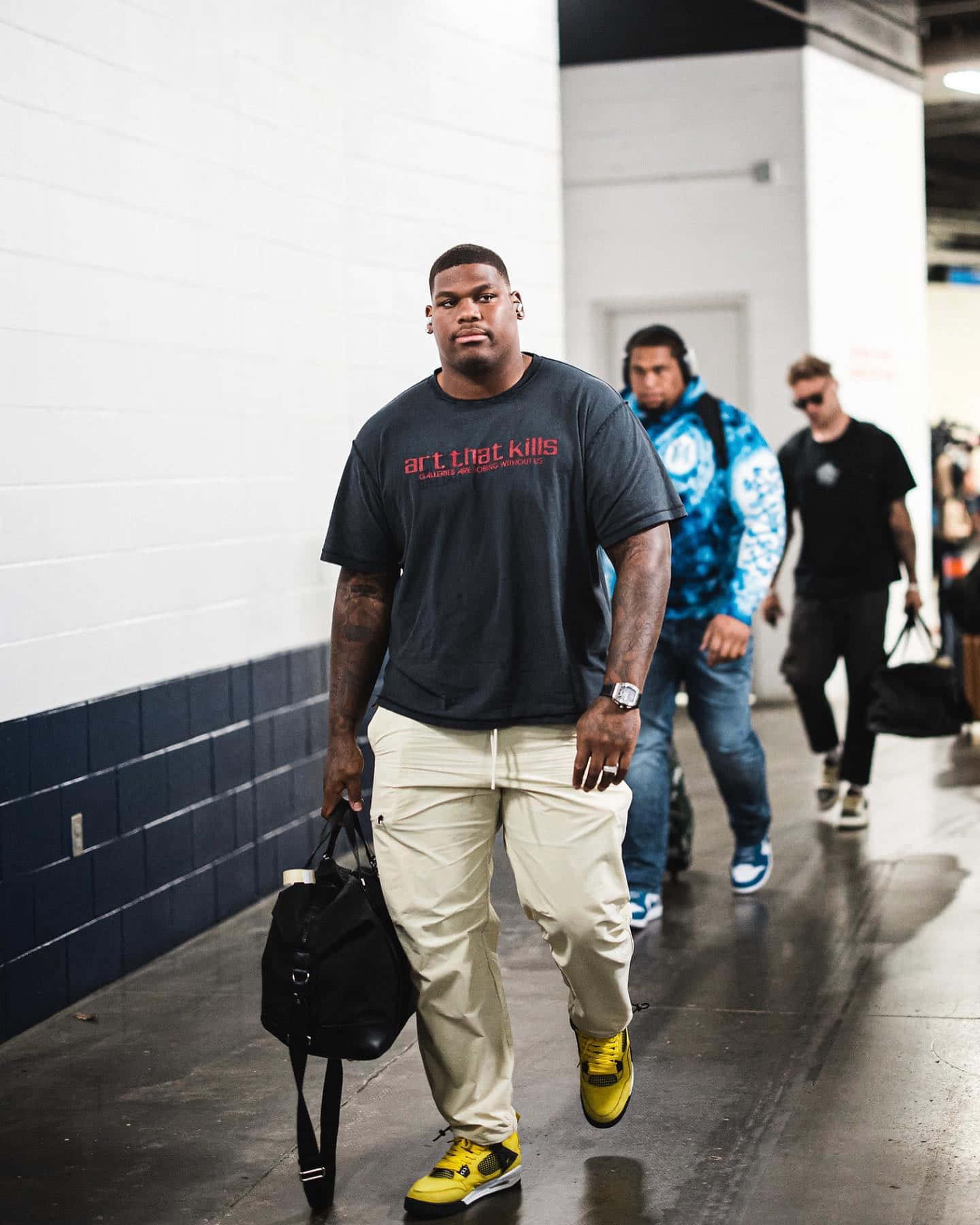 Quinnen Williams, black tshirt, beige pants, HD Phone Wallpaper