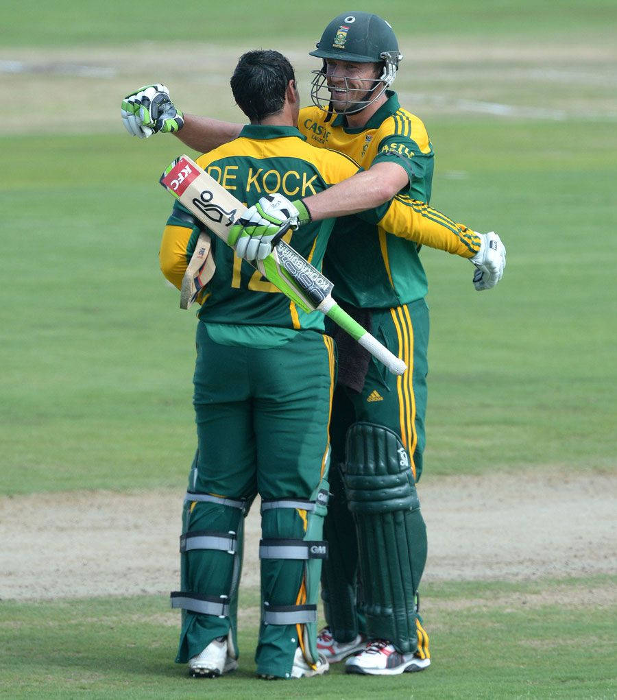 Quinton De Kock, South African cricket players, green and yellow uniforms, SD Phone Wallpaper