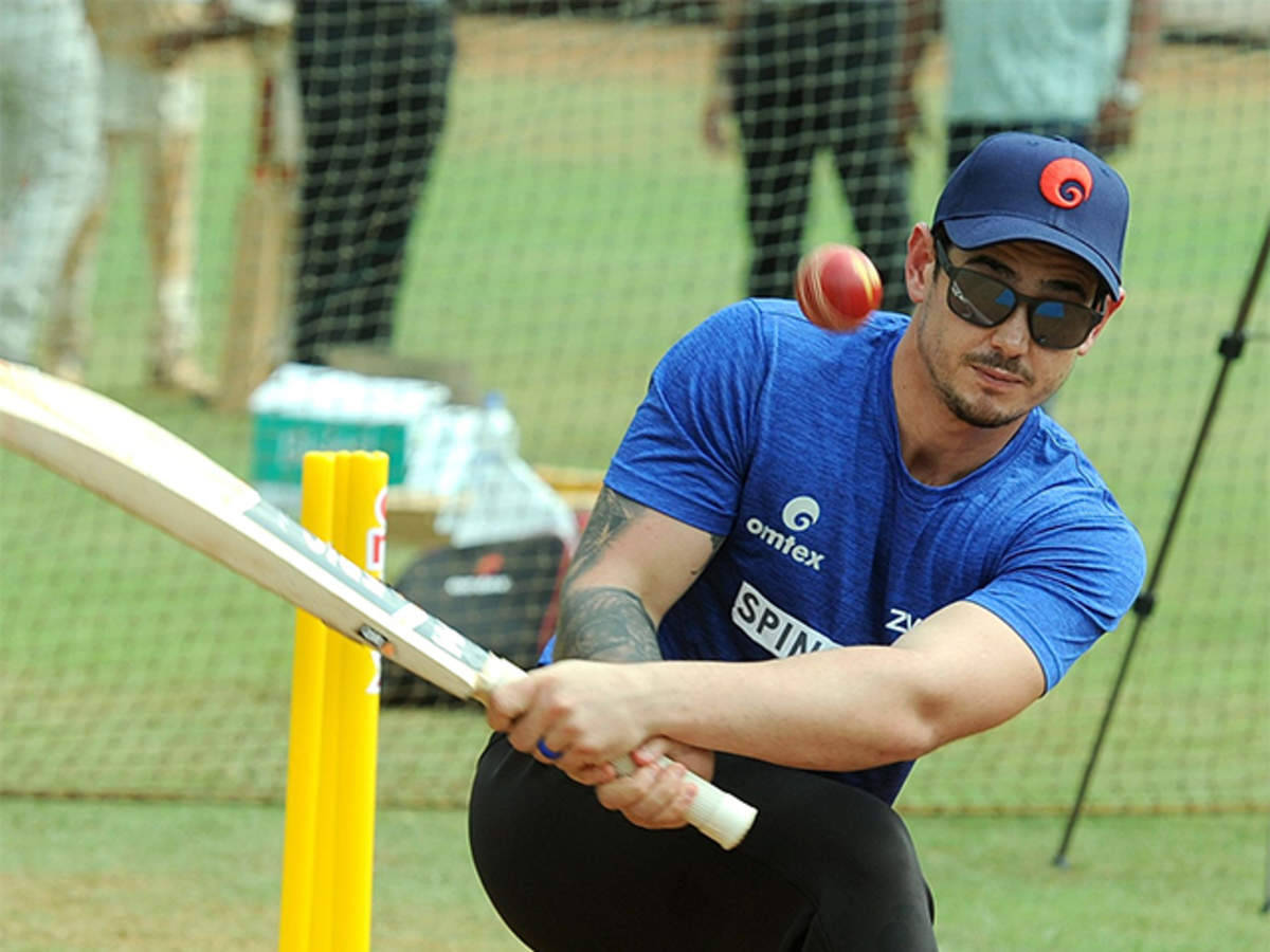 Quinton De Kock, blue gear, red ball, SD Desktop Wallpaper