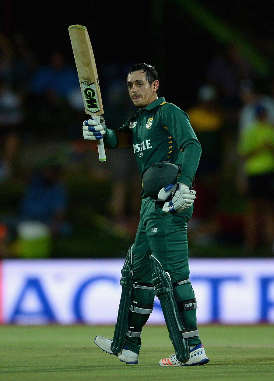 Quinton De Kock, green uniform, bat, SD Phone Wallpaper