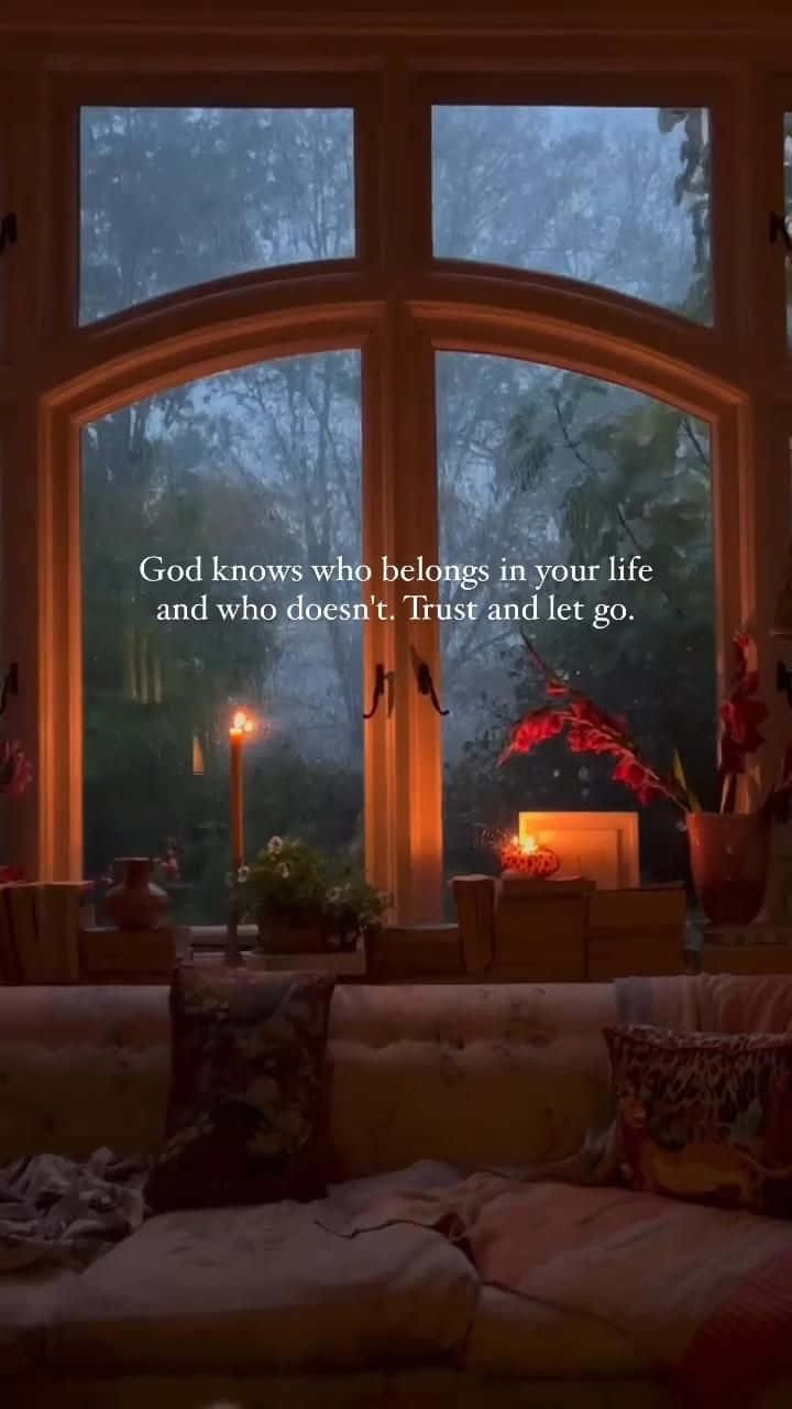 cozy living room, warm candlelight, large arched window, HD Phone Wallpaper