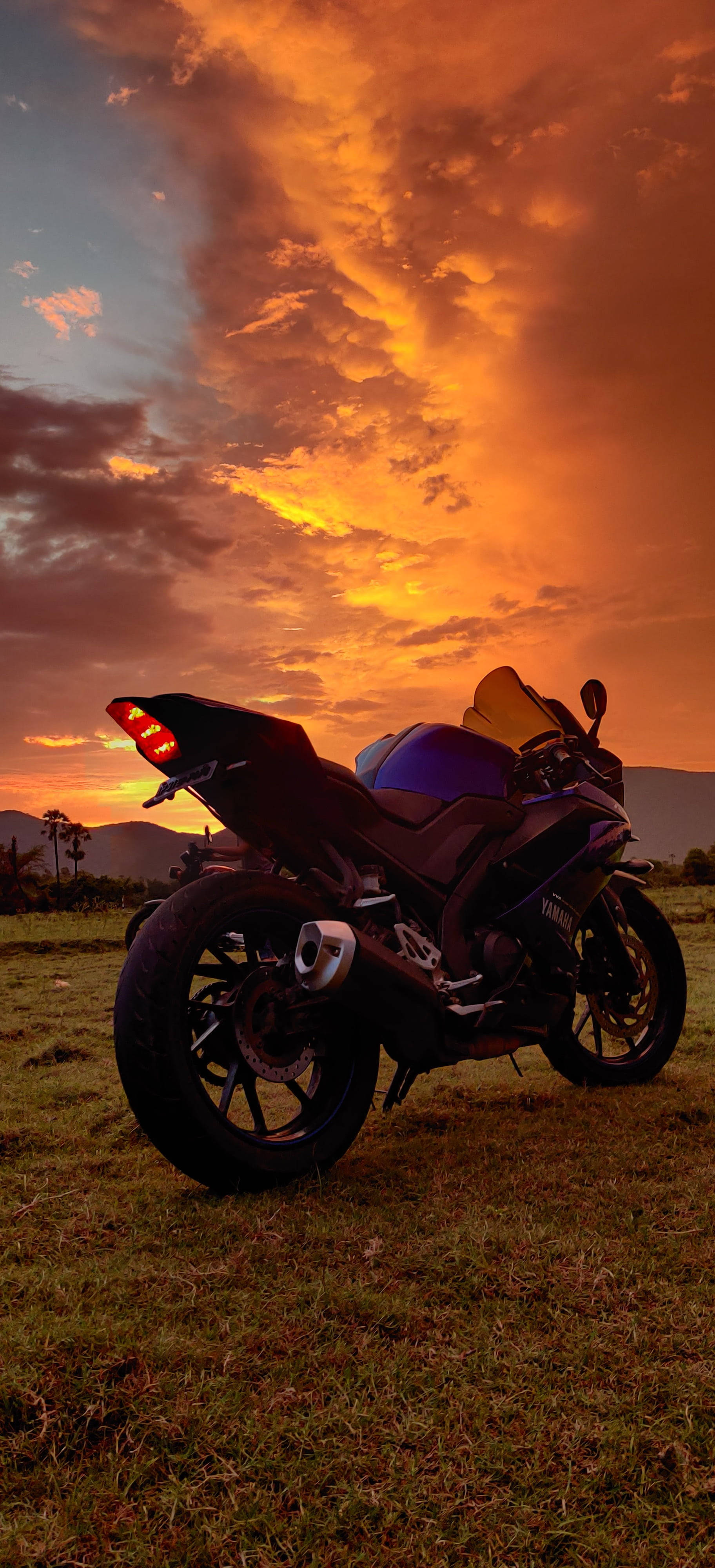 R15v3, Orange Clouds, fiery orange sunset sky, 4K Phone Wallpaper