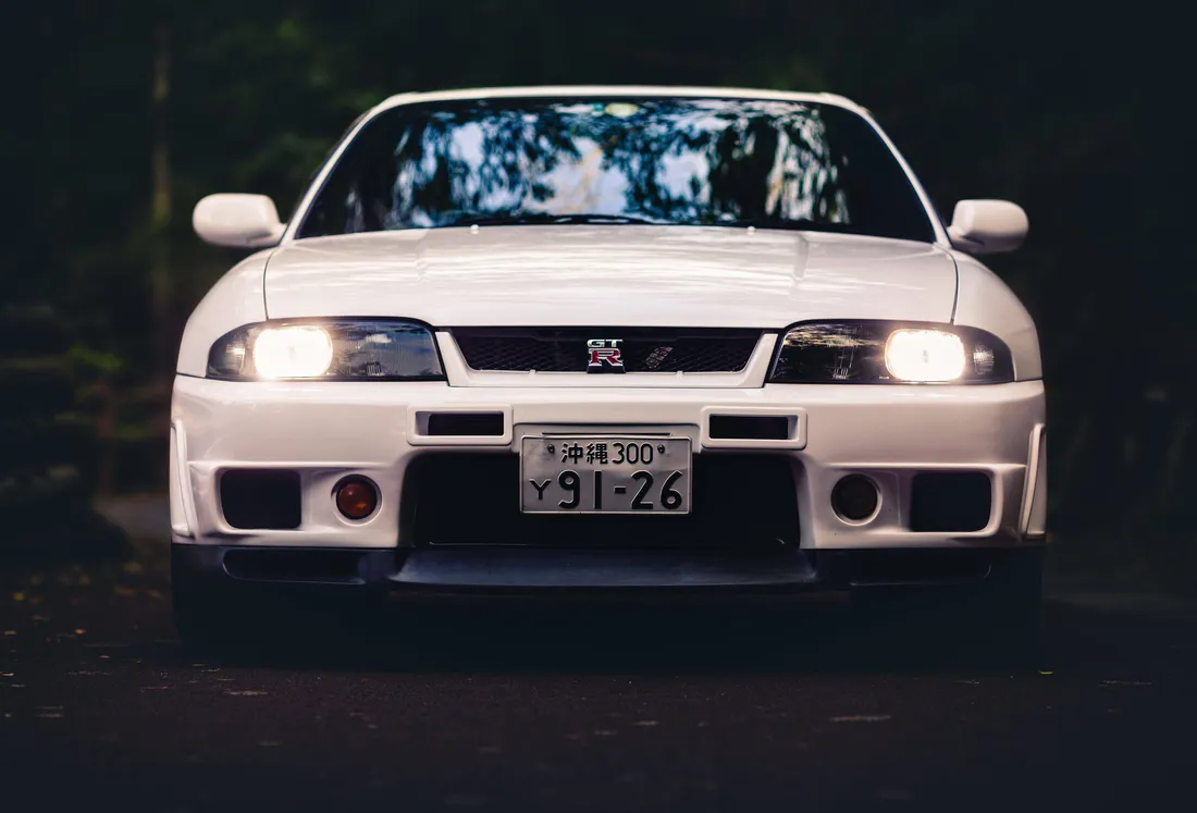R33