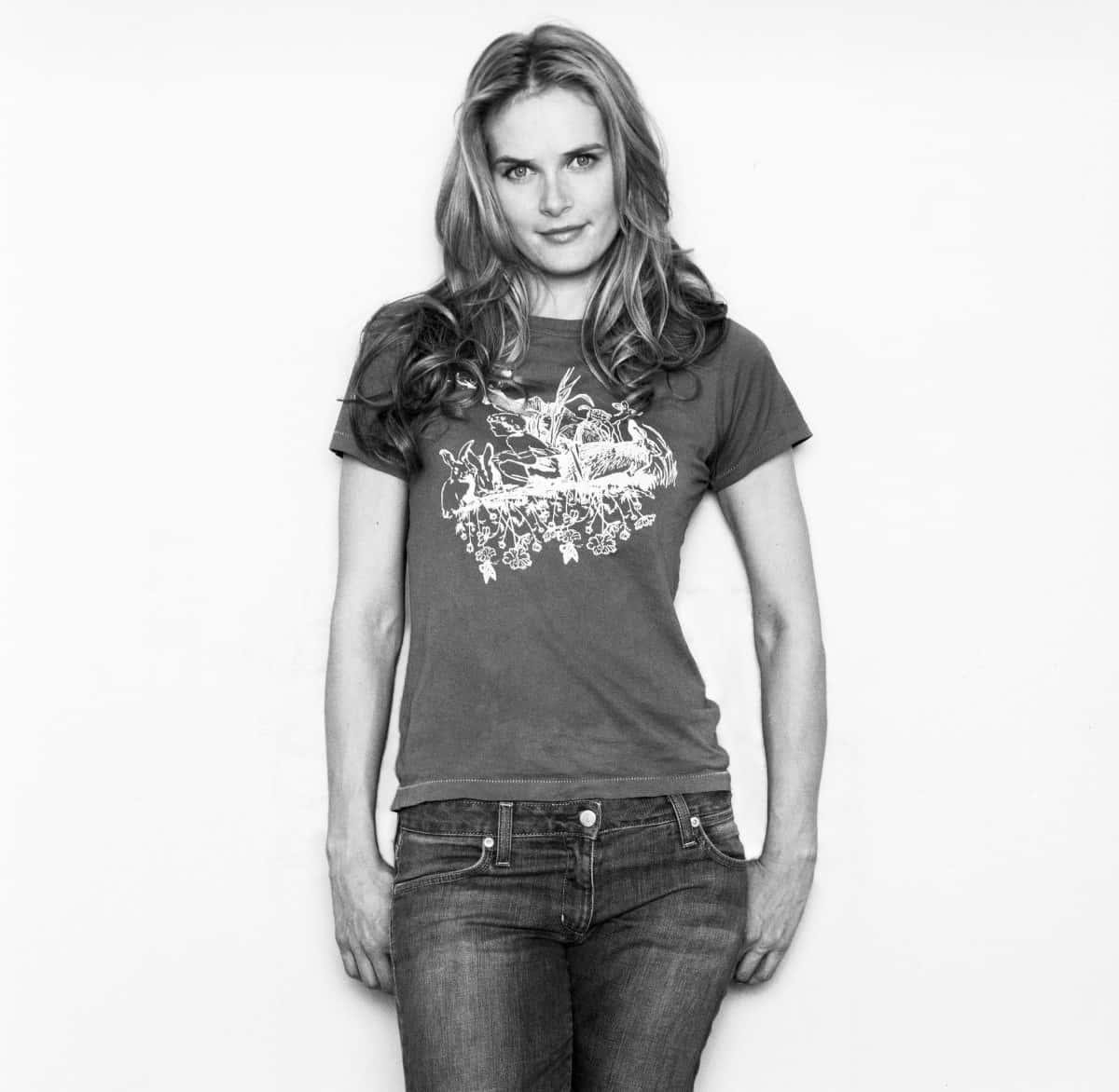 Rachel Blanchard, wavy hair, black and white photo, SD Desktop Wallpaper