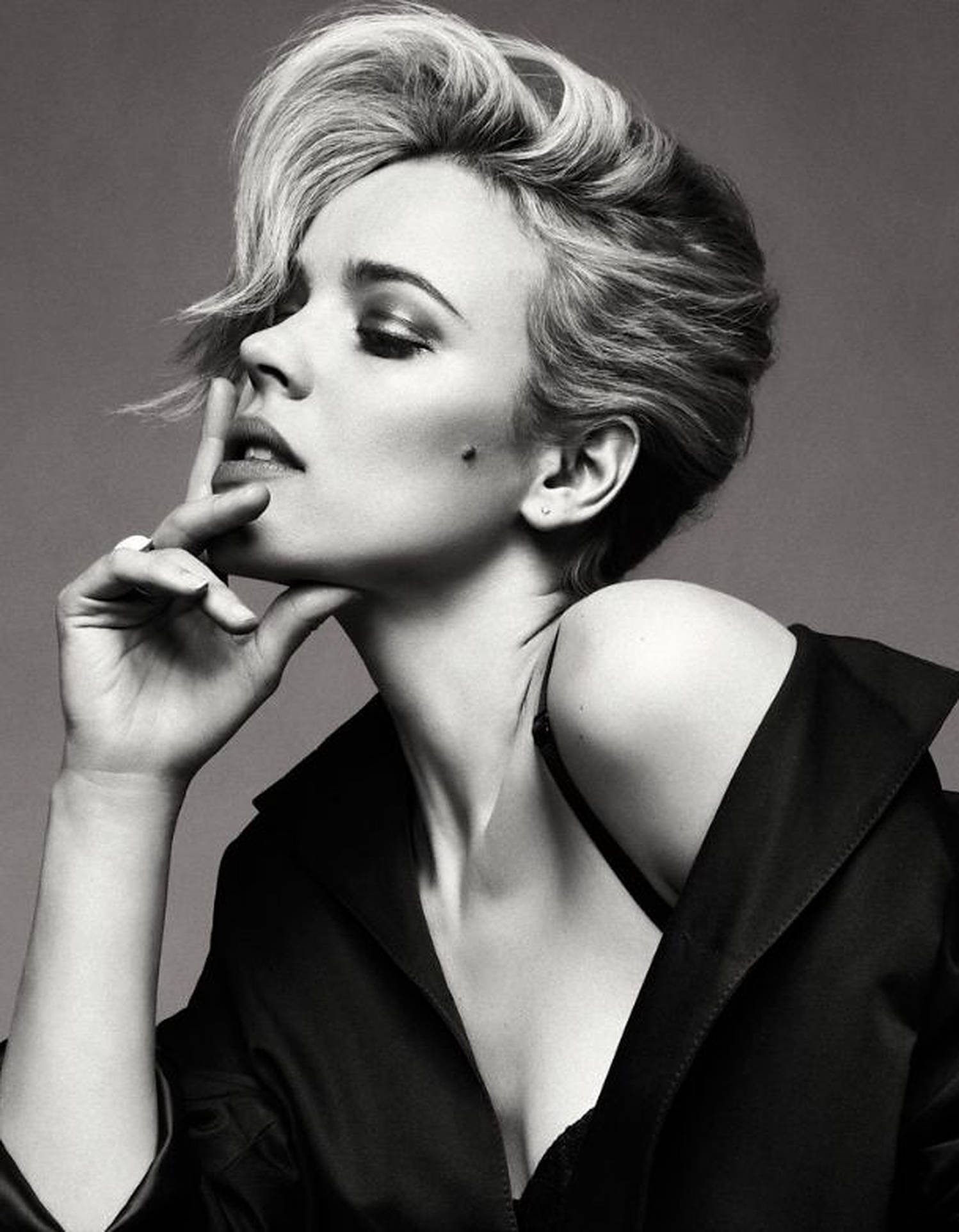 Rachel McAdams, black and white portrait, short blonde hair, Full HD Phone Wallpaper
