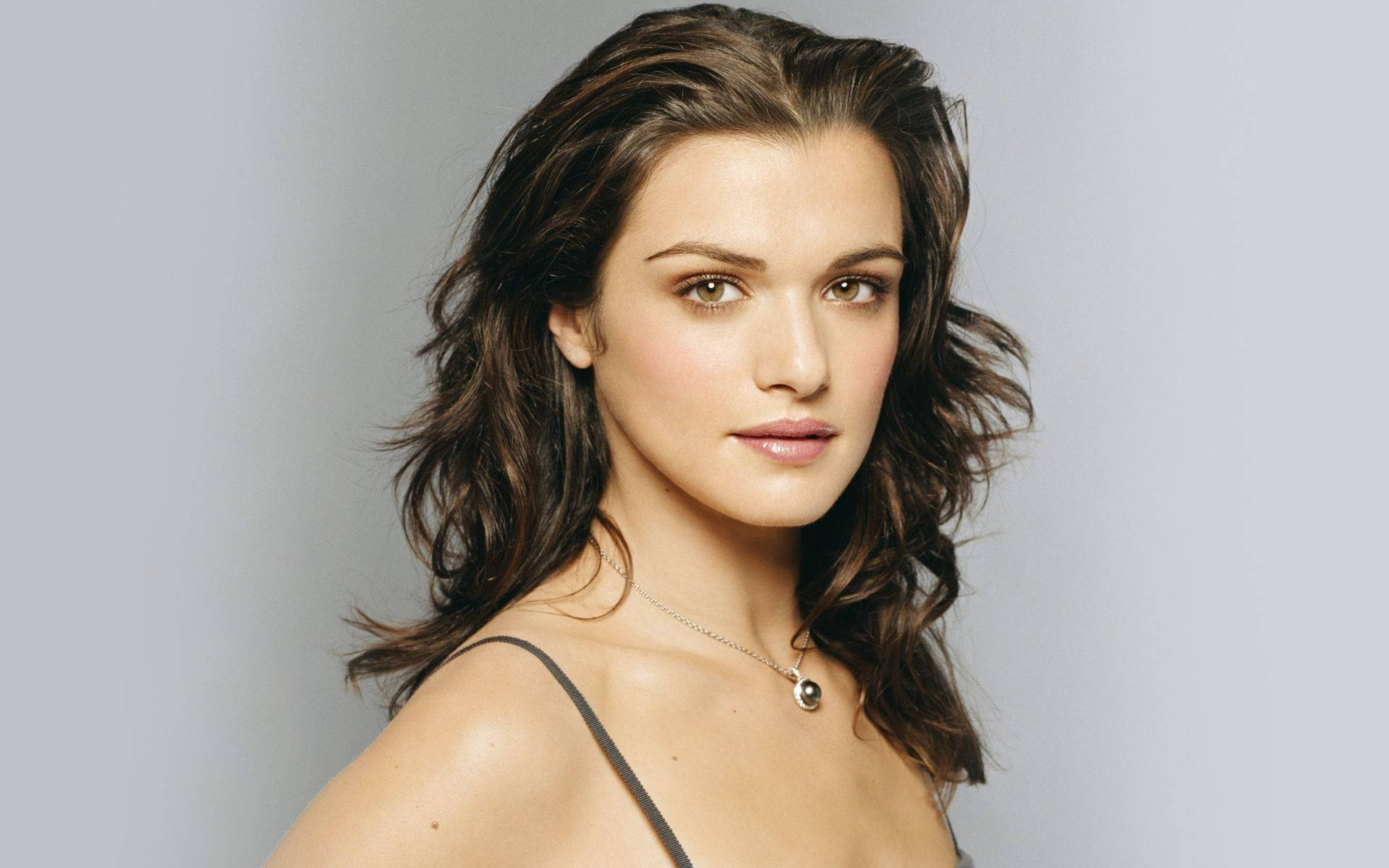 Rachel Weisz, wavy brown hair, delicate necklace, Full HD Desktop Wallpaper