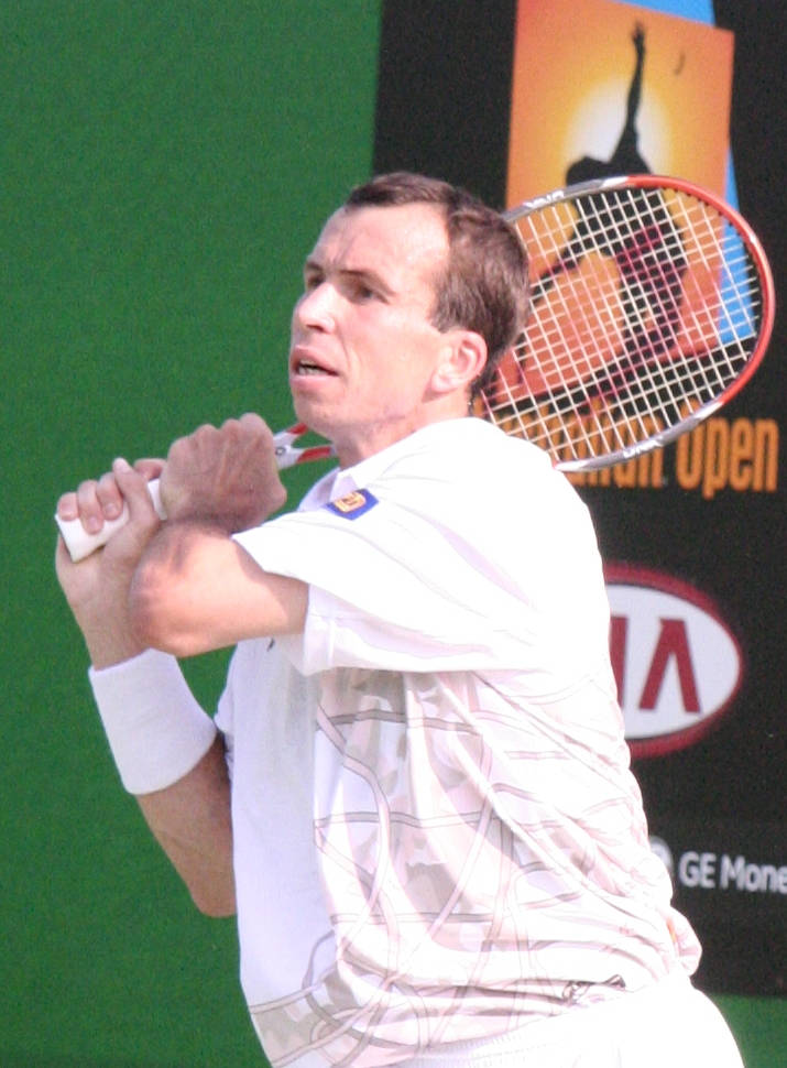 Radek Stepanek, tennis racket, white gear, SD Phone Wallpaper