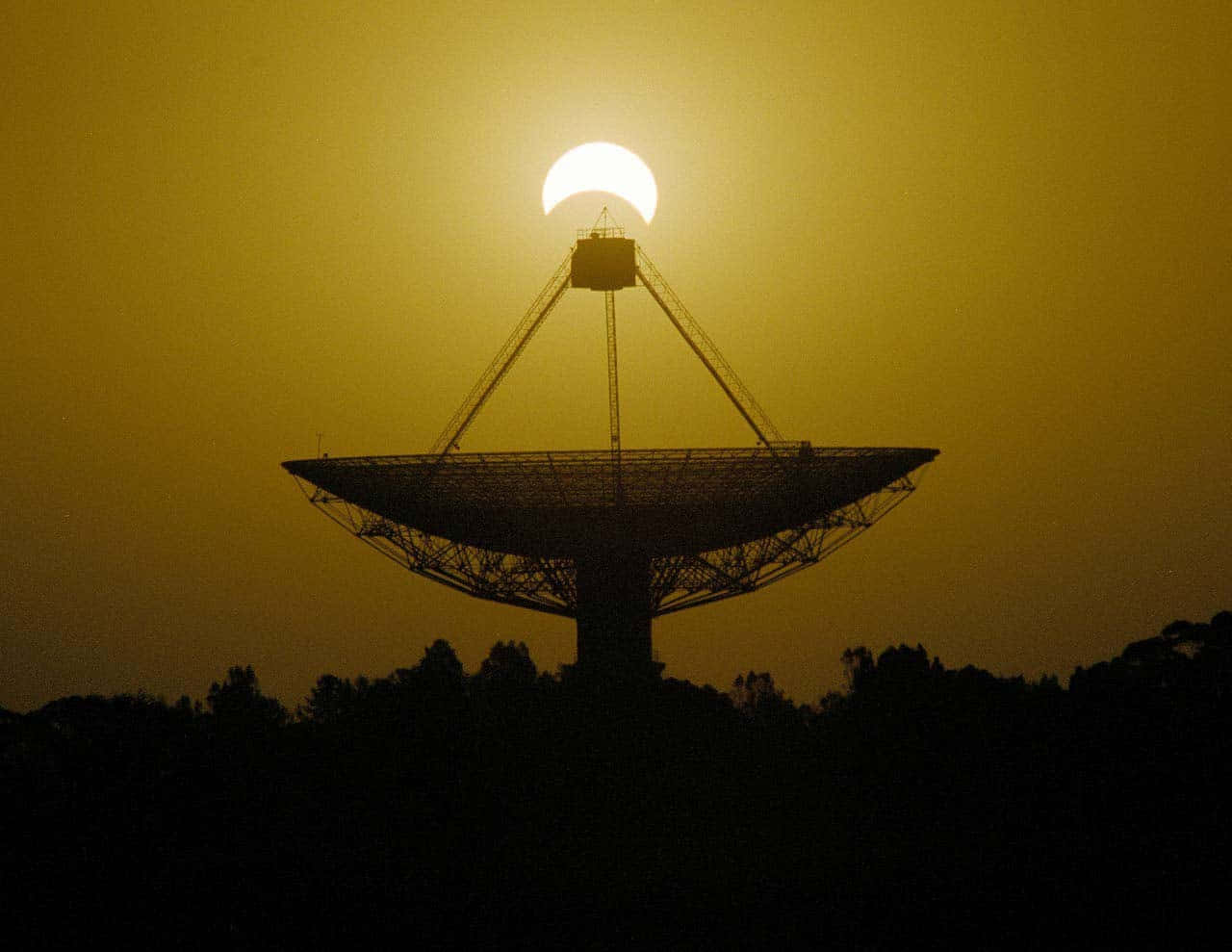 radio telescope, solar eclipse, moon, HD Desktop Wallpaper