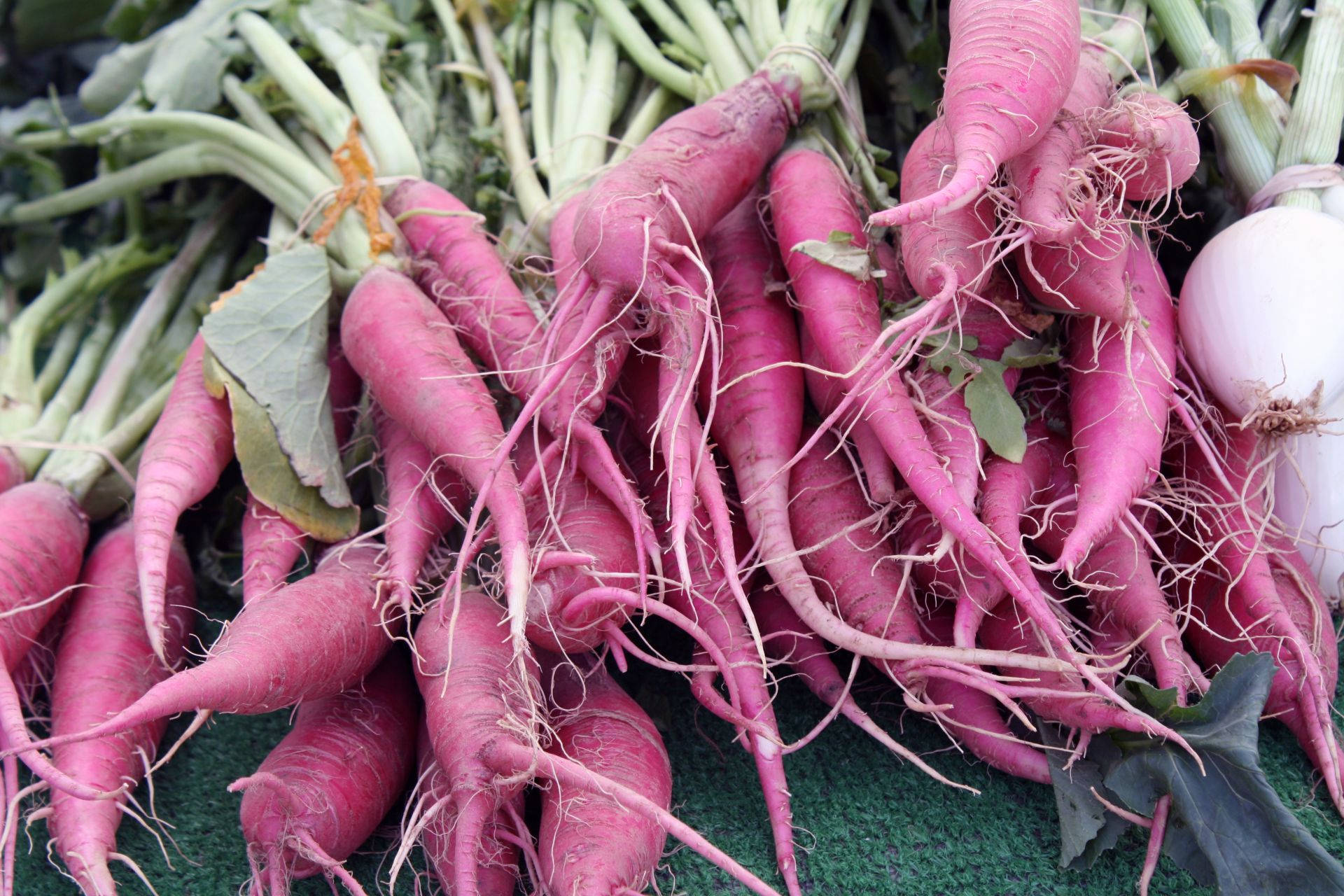 fresh market stand, mooli radish, vibrant pink, Full HD Desktop Wallpaper