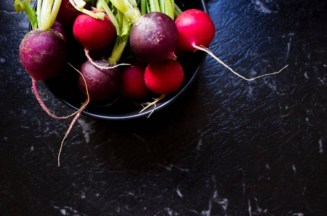 radishes, rustic bowl, black bowl, SD Desktop Wallpaper
