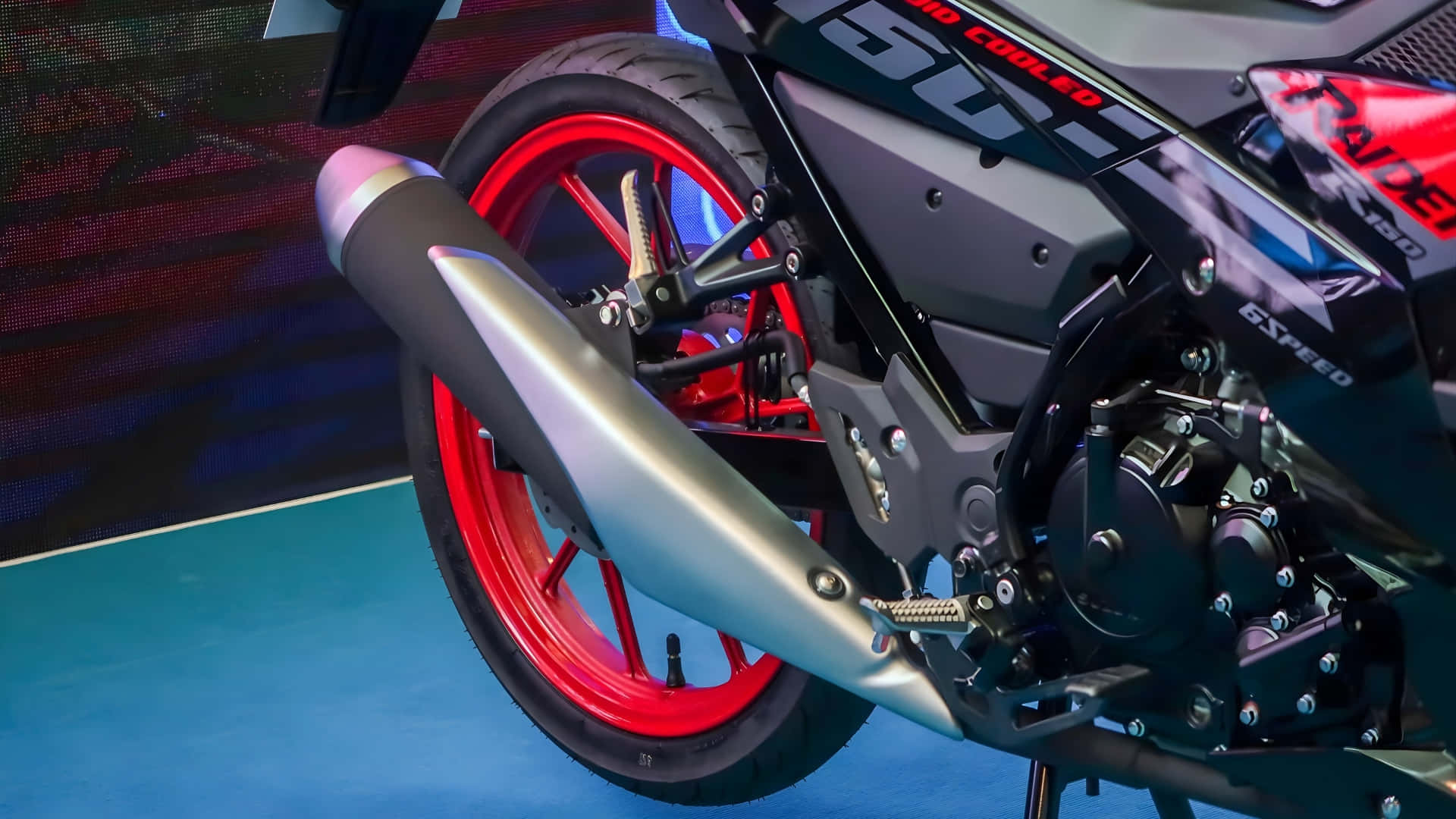 Raider 150 Fi, exhaust system, red rims, Full HD Desktop Wallpaper