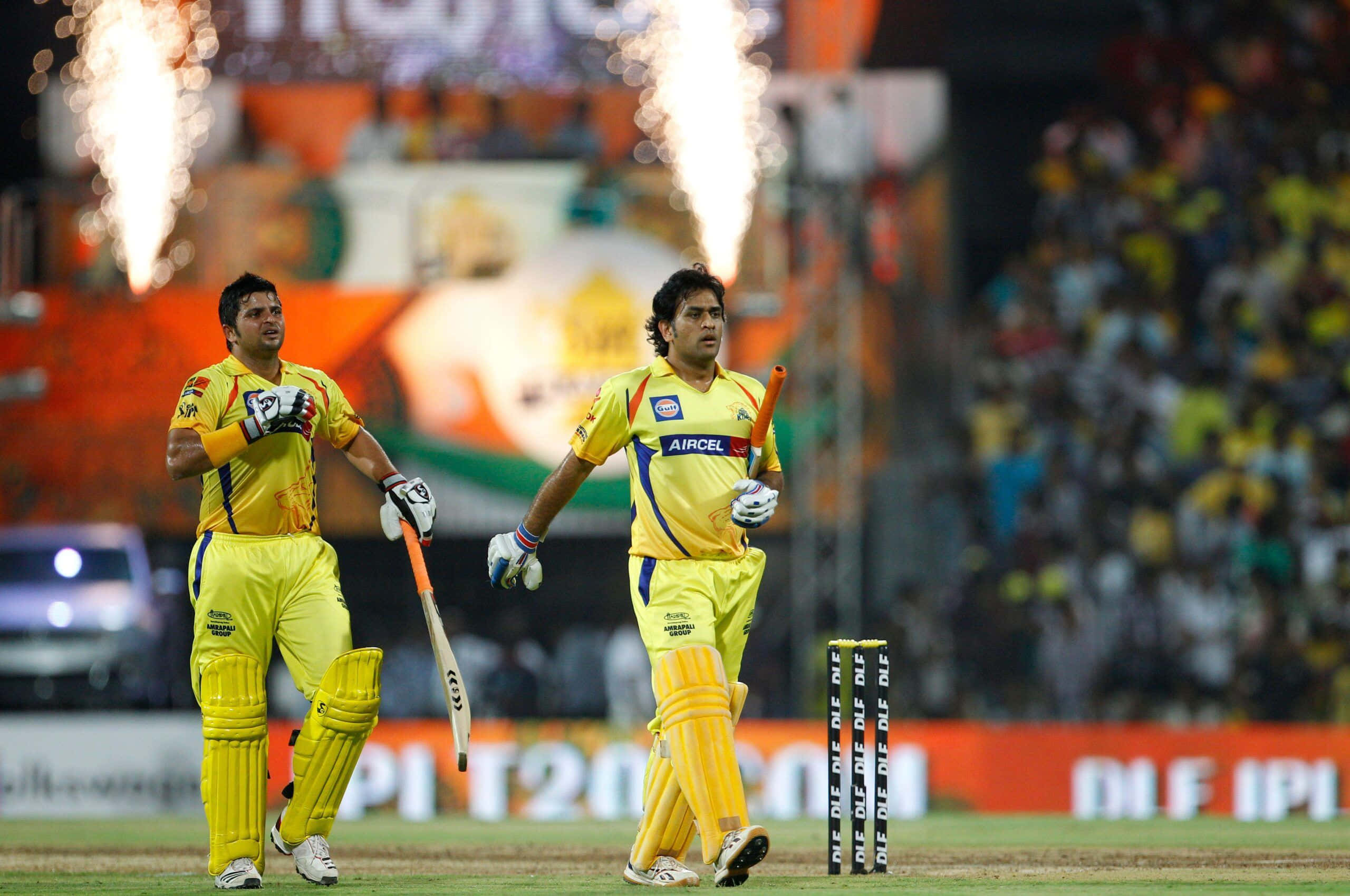 C S K, yellow uniforms, bats, 2K Desktop Wallpaper