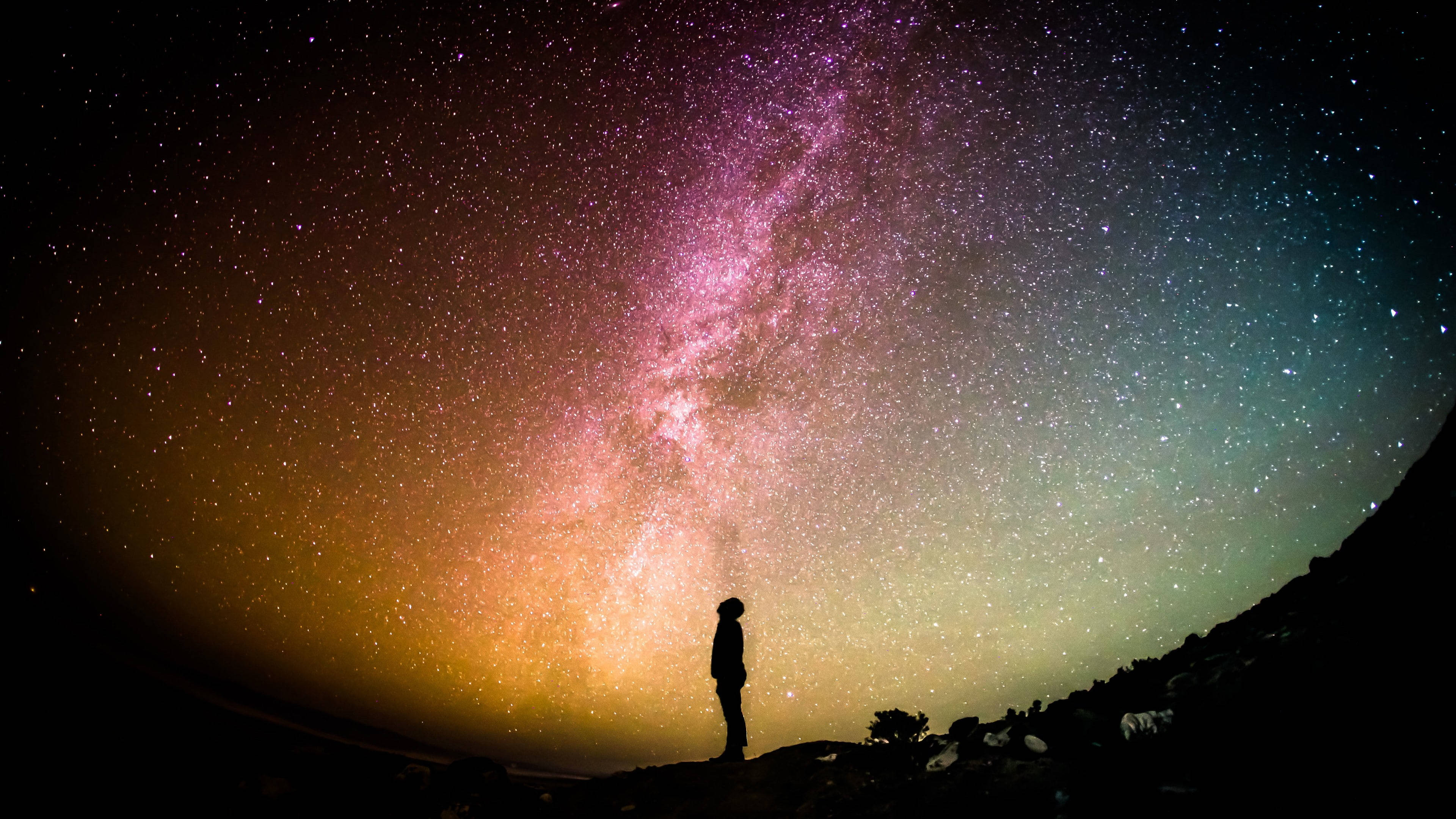 Rainbow Galaxy, vibrant purple and gold Milky Way galaxy, night sky, 4K Desktop Wallpaper