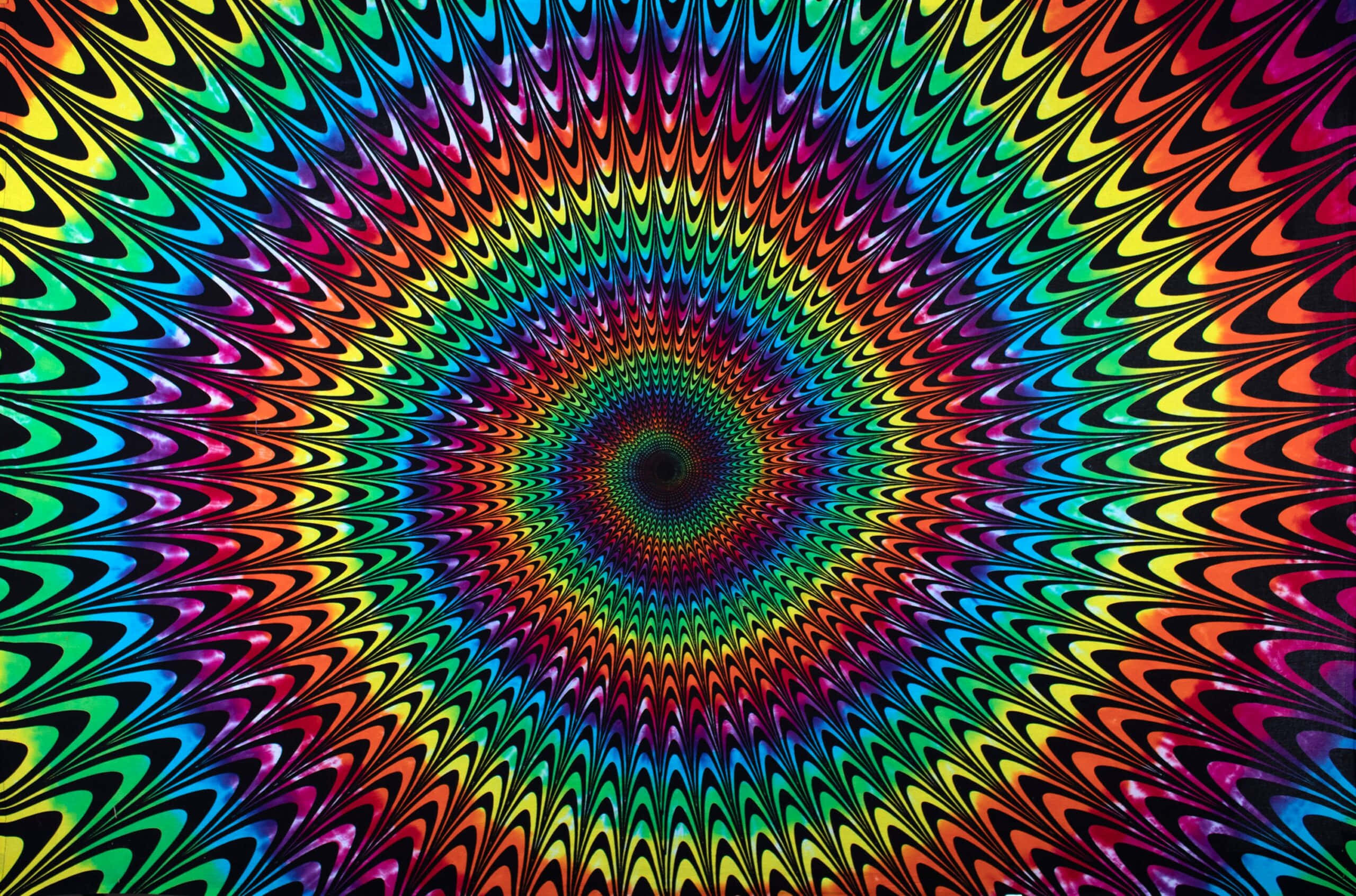 Rainbow High, rainbow waves, hypnotic center, 2K Desktop Wallpaper