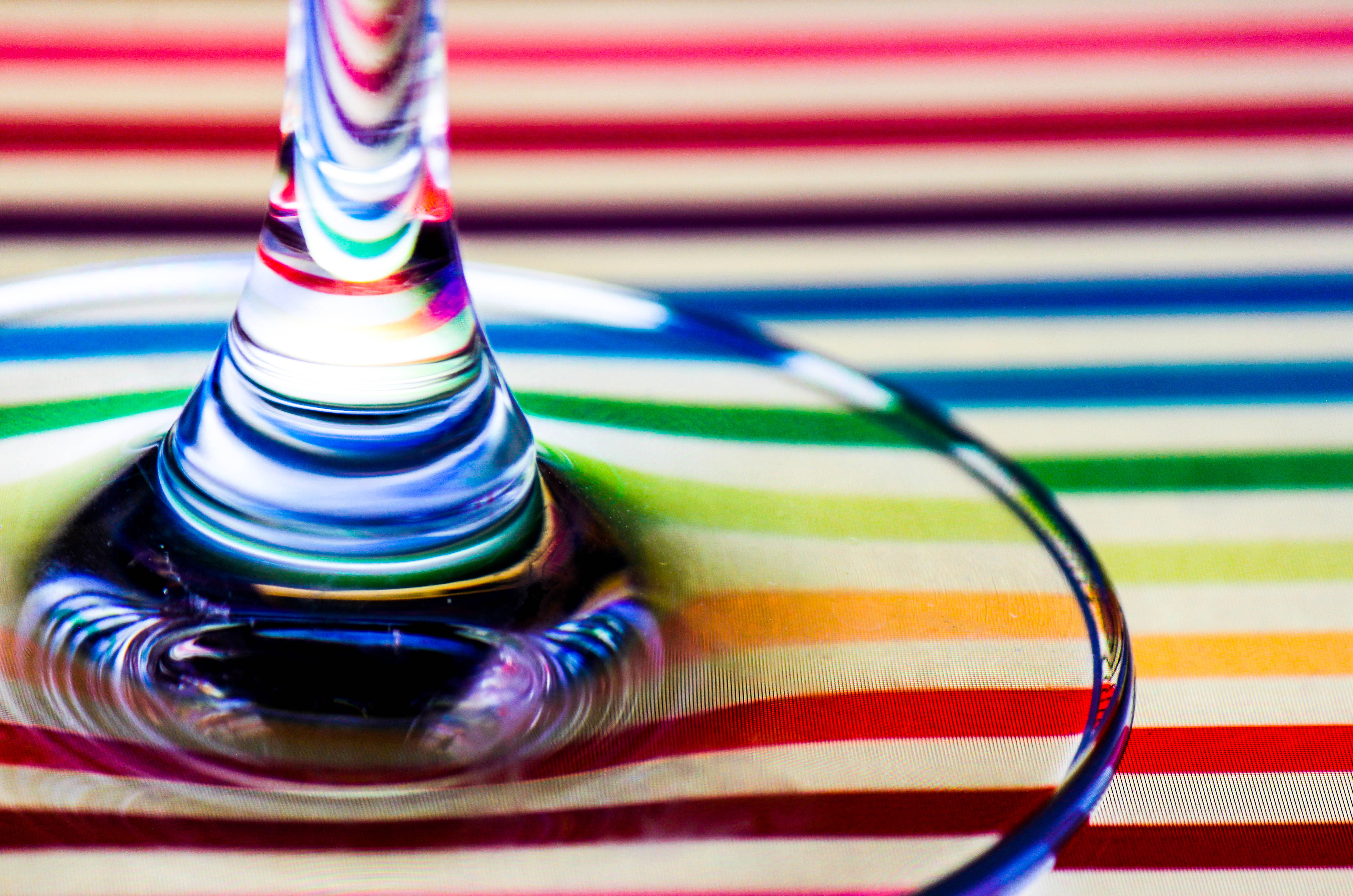 wine glass, rainbow stripes, striped tablecloth, 4K Desktop Wallpaper