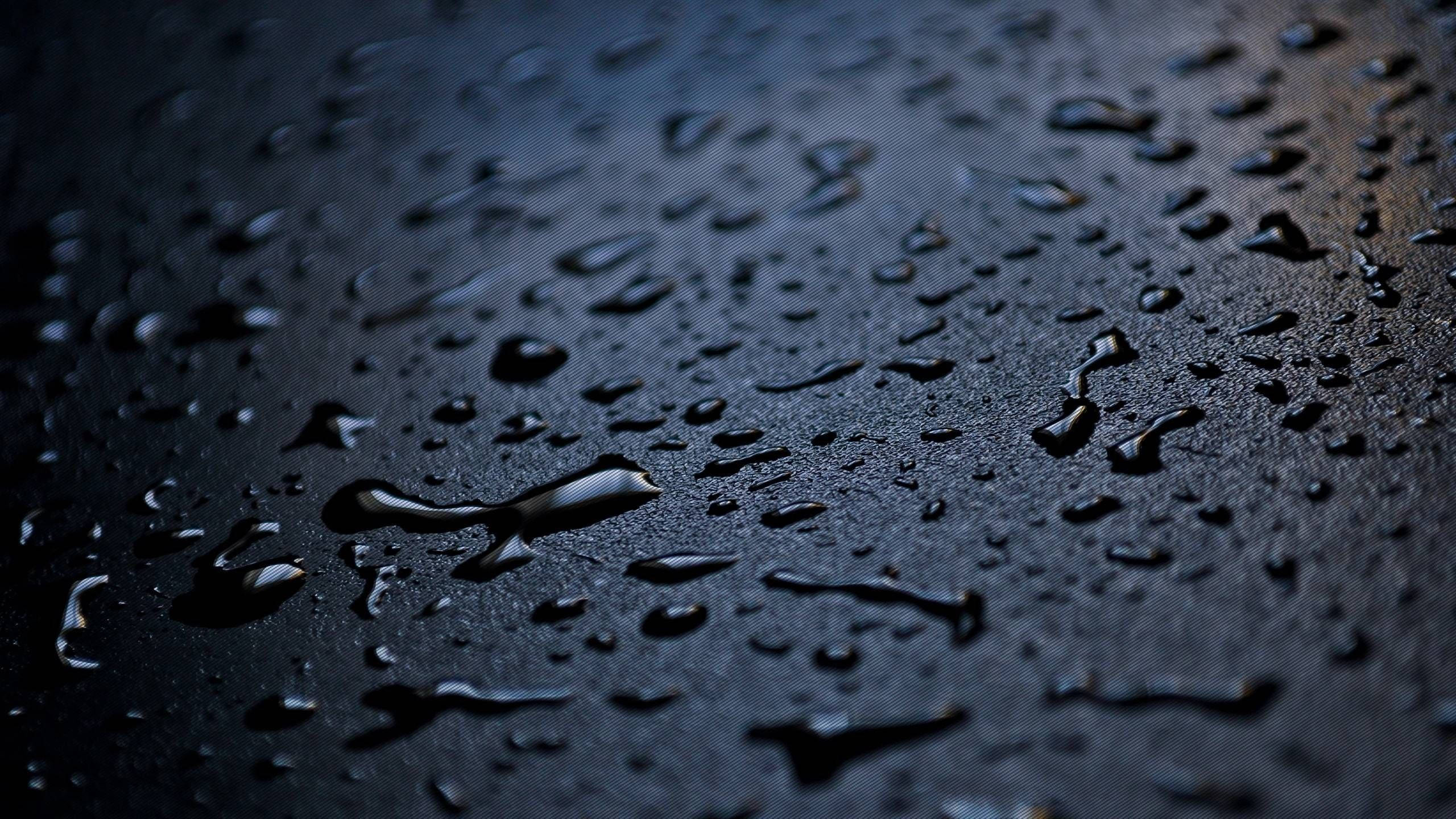 raindrops, water splashes, black surface, 2K Desktop Wallpaper