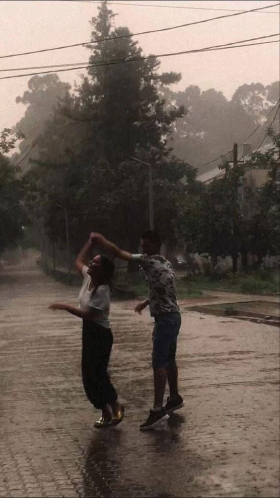 rain, couple, dancing, SD Phone Wallpaper