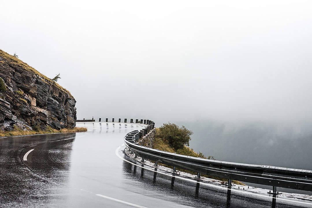 wet pavement, winding wet mountain road, mist, SD Desktop Wallpaper