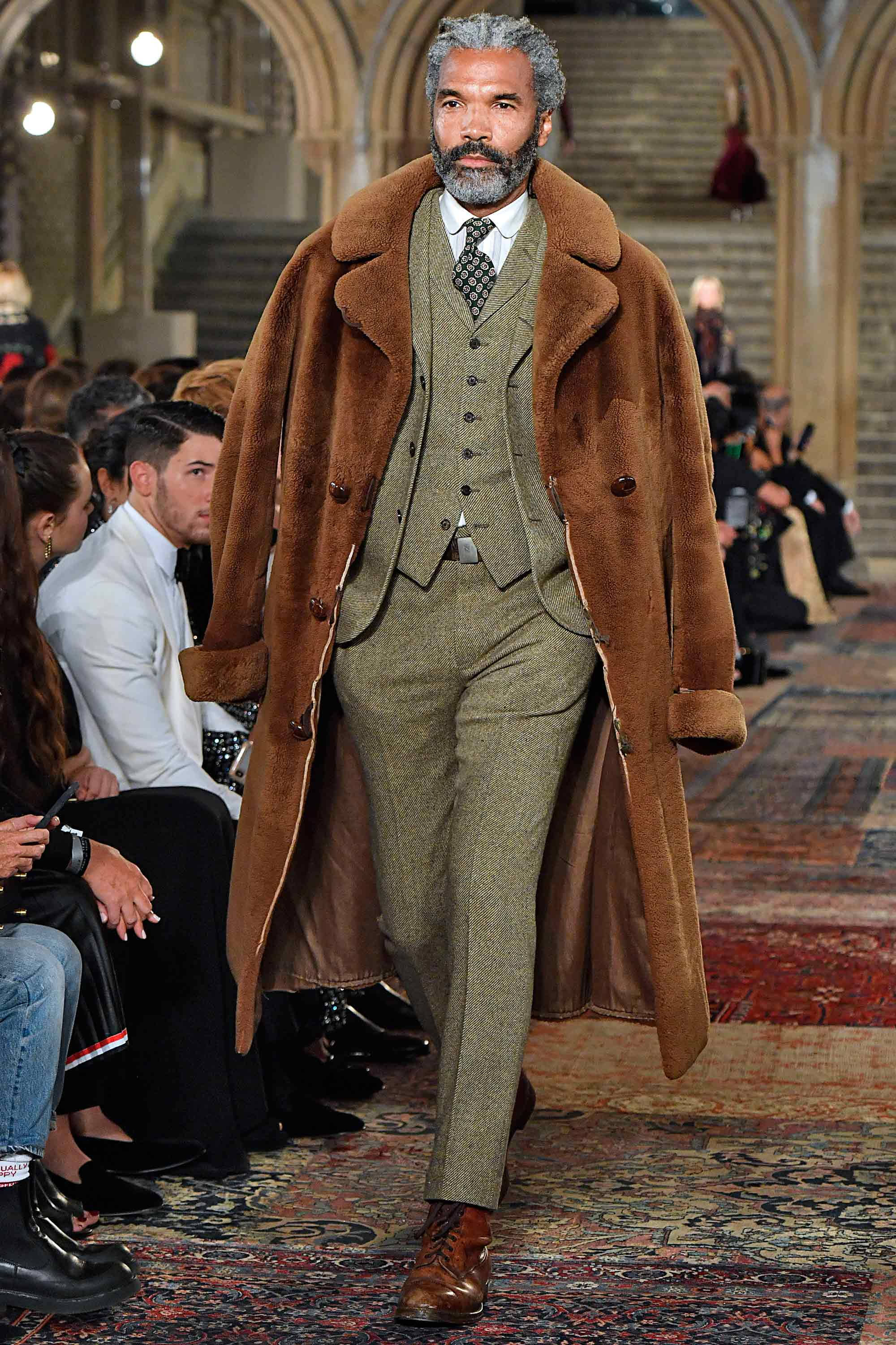 Ralph Lauren Corporation, brown fur-trimmed coat, green tweed suit, 2K Phone Wallpaper