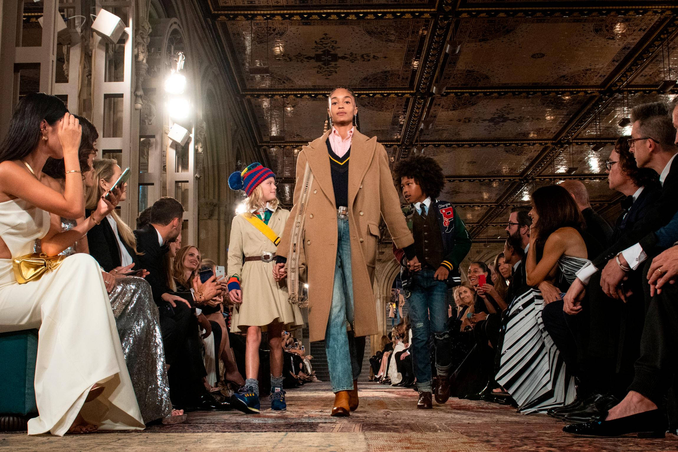 Ralph Lauren Corporation, runway, lavish indoor venue, Full HD Desktop Wallpaper