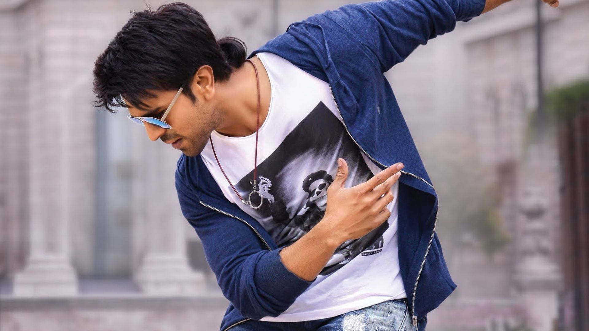 Ram Charan, dancing in streets, urban building facade, Full HD Desktop Wallpaper