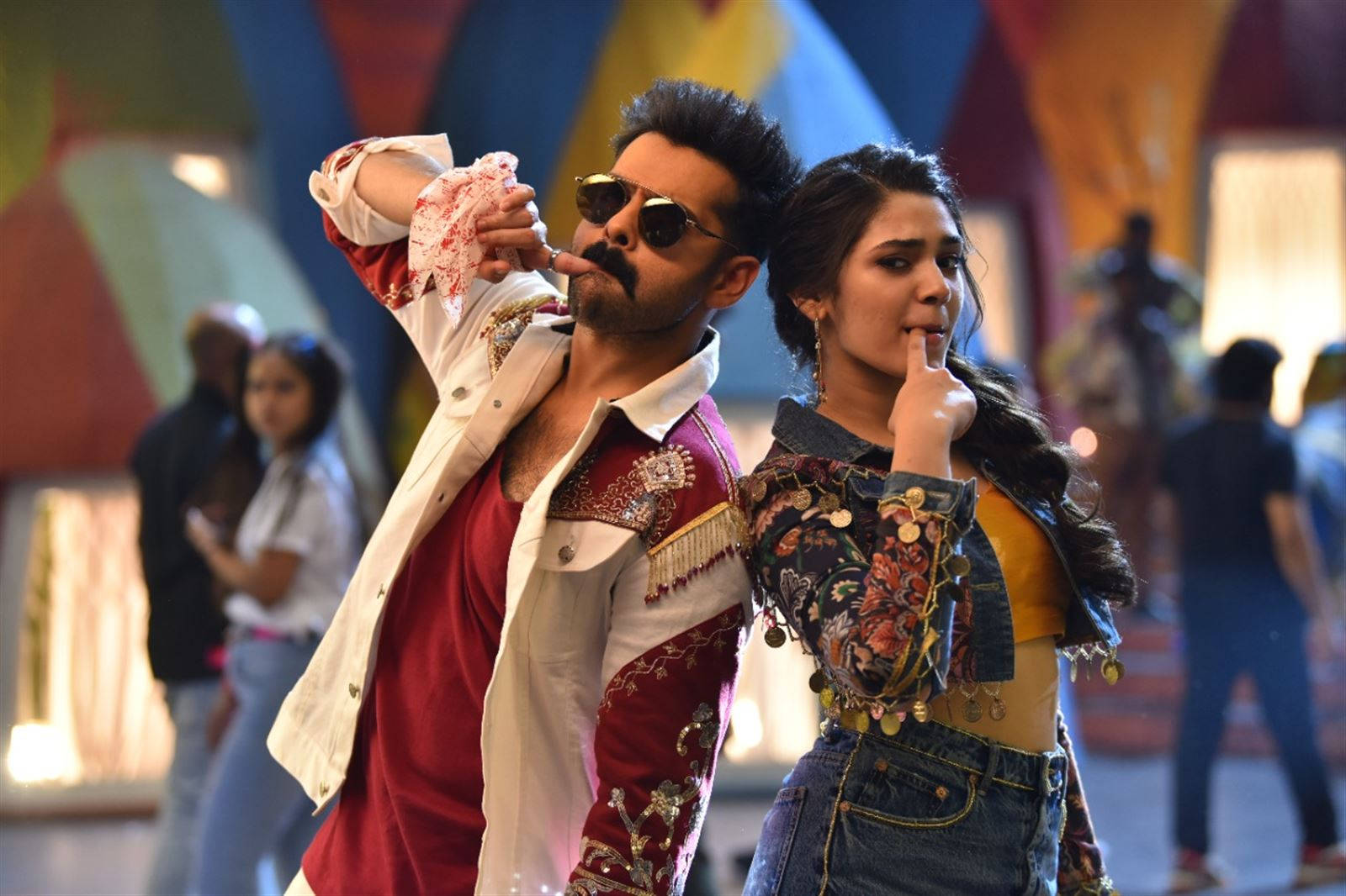 Ram Pothineni, Rom-Com, vibrant costumes, HD Desktop Wallpaper