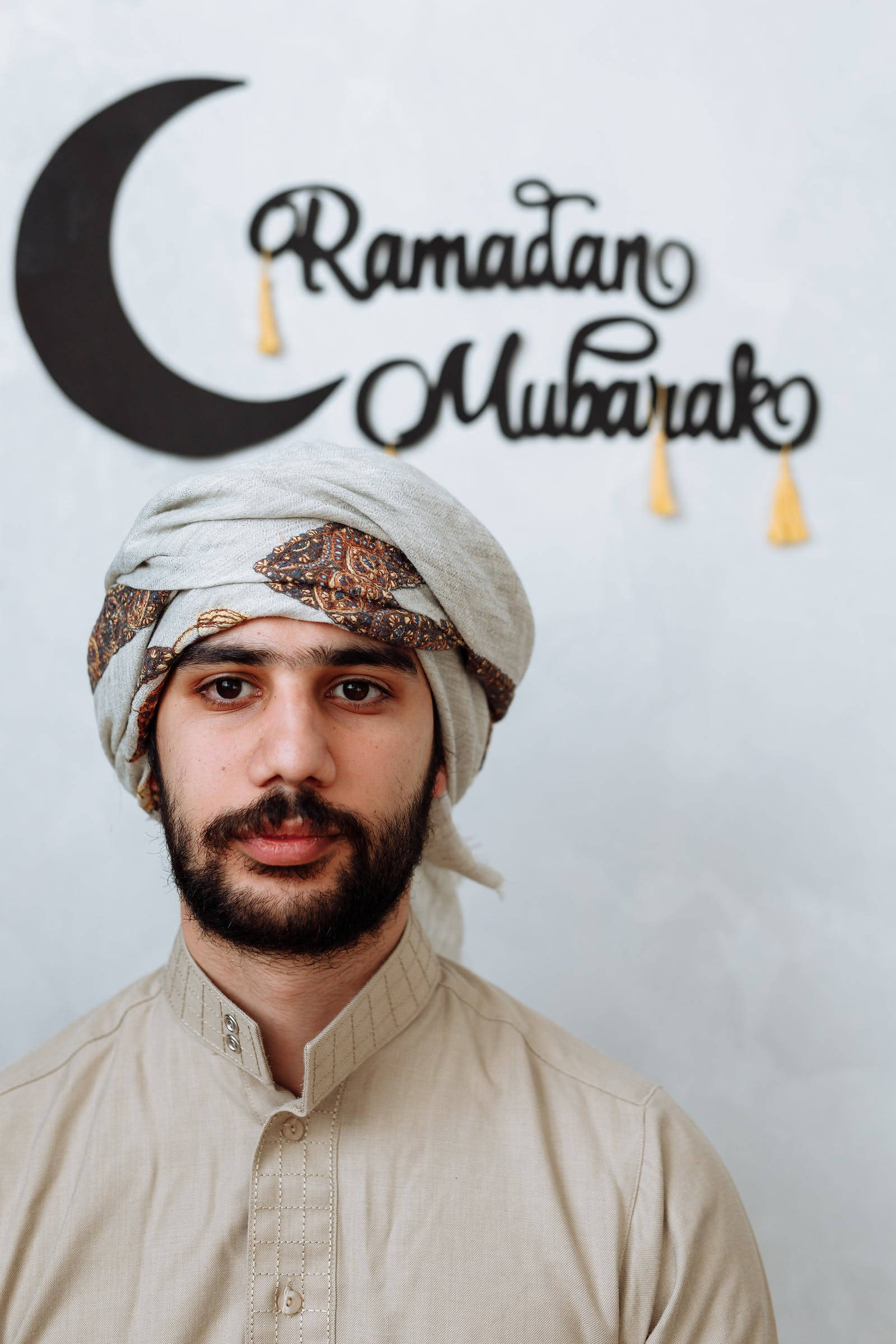 Ramadan Mubarak, crescent moon sign, golden tassels, Full HD Phone Wallpaper