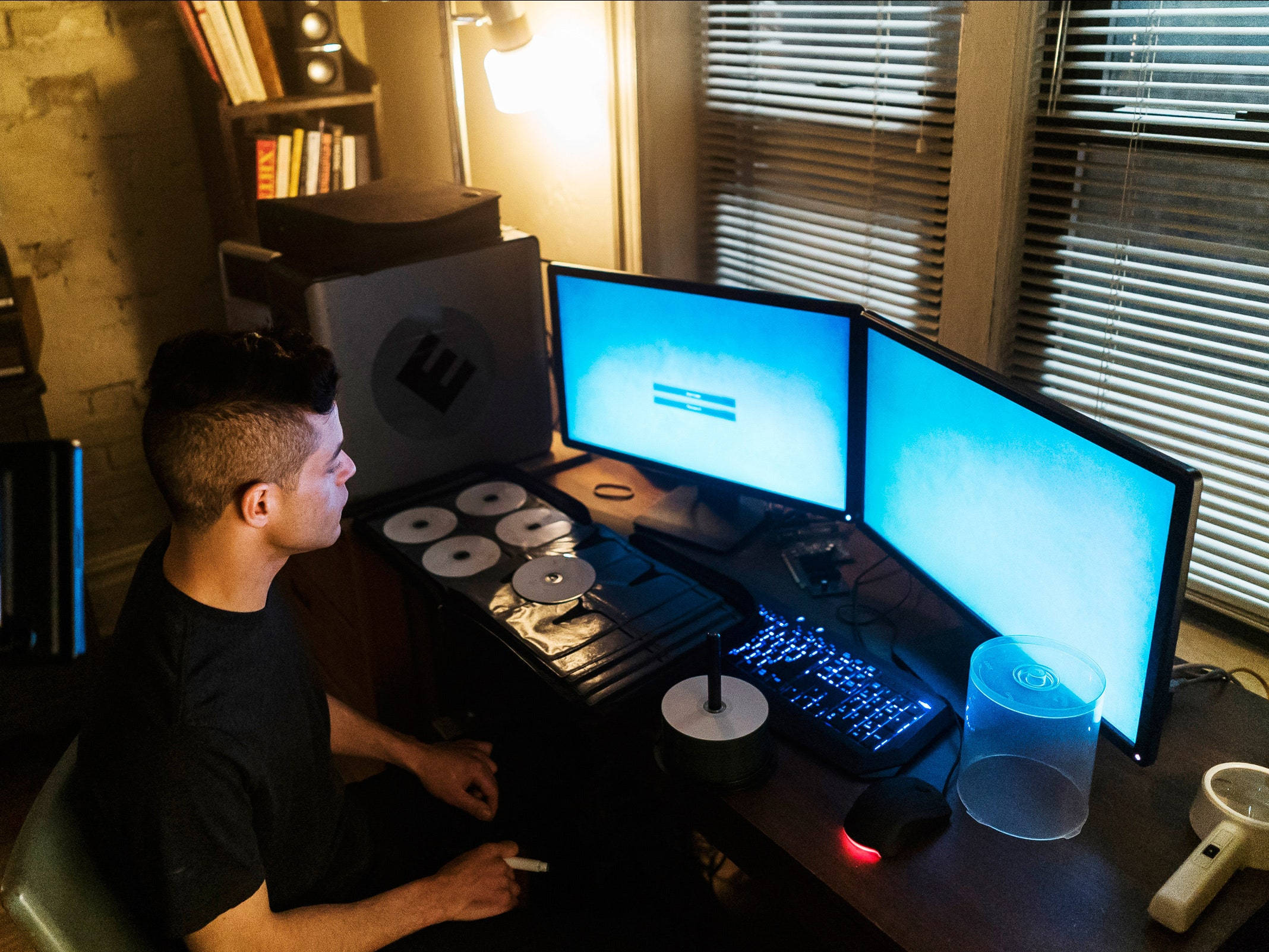Rami Malek, gaming gear, CDs, Full HD Desktop Wallpaper