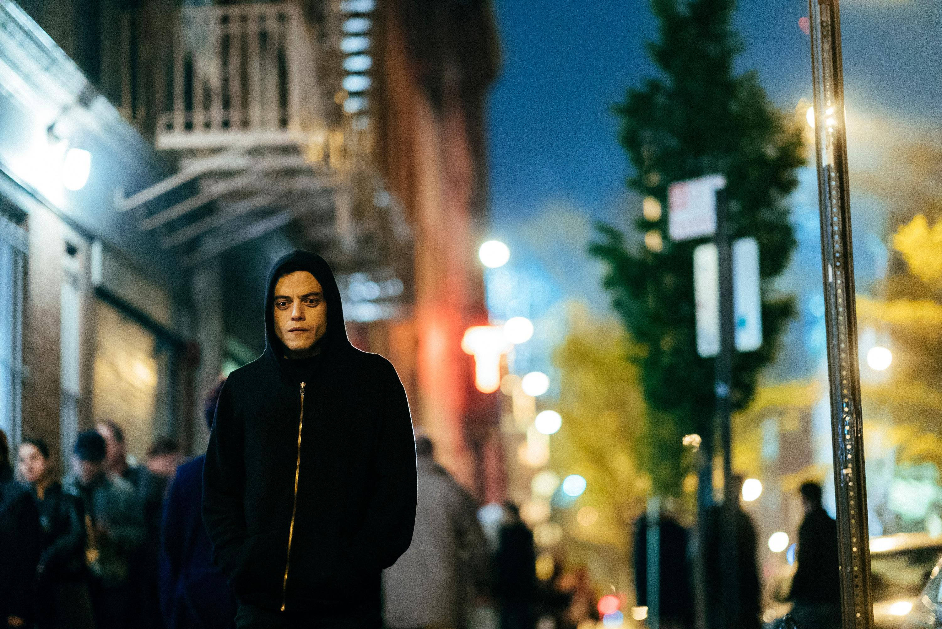 Rami Malek, black hoodie, city street, 2K Desktop Wallpaper