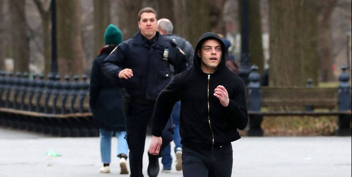 Rami Malek, black hoodie, park, SD Desktop Wallpaper