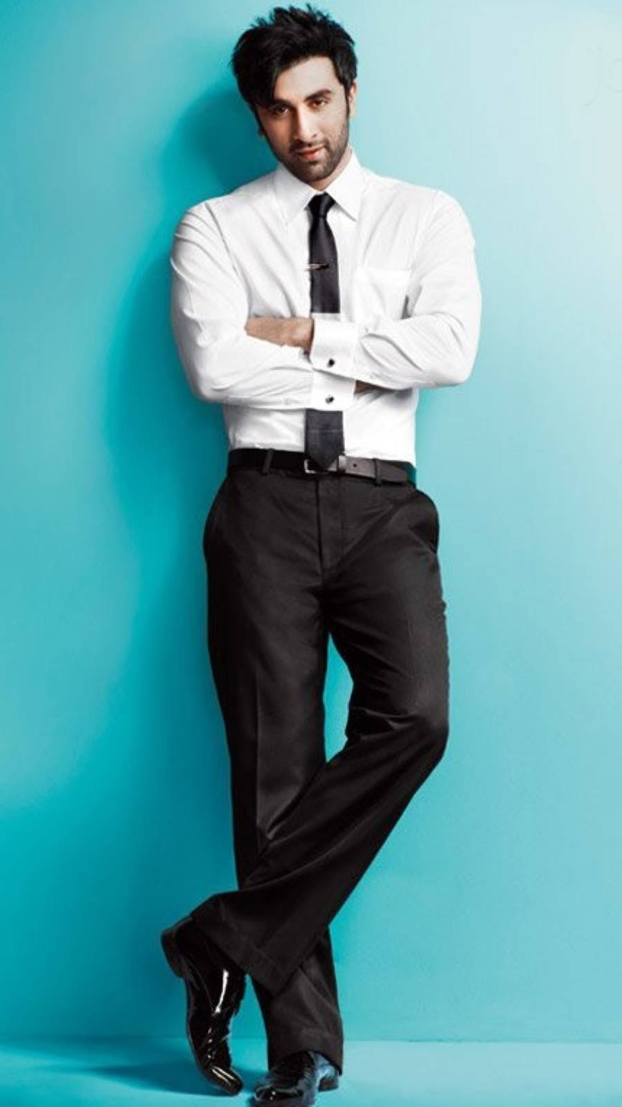 Ranbir Kapoor, crisp white shirt, black tie, HD Phone Wallpaper