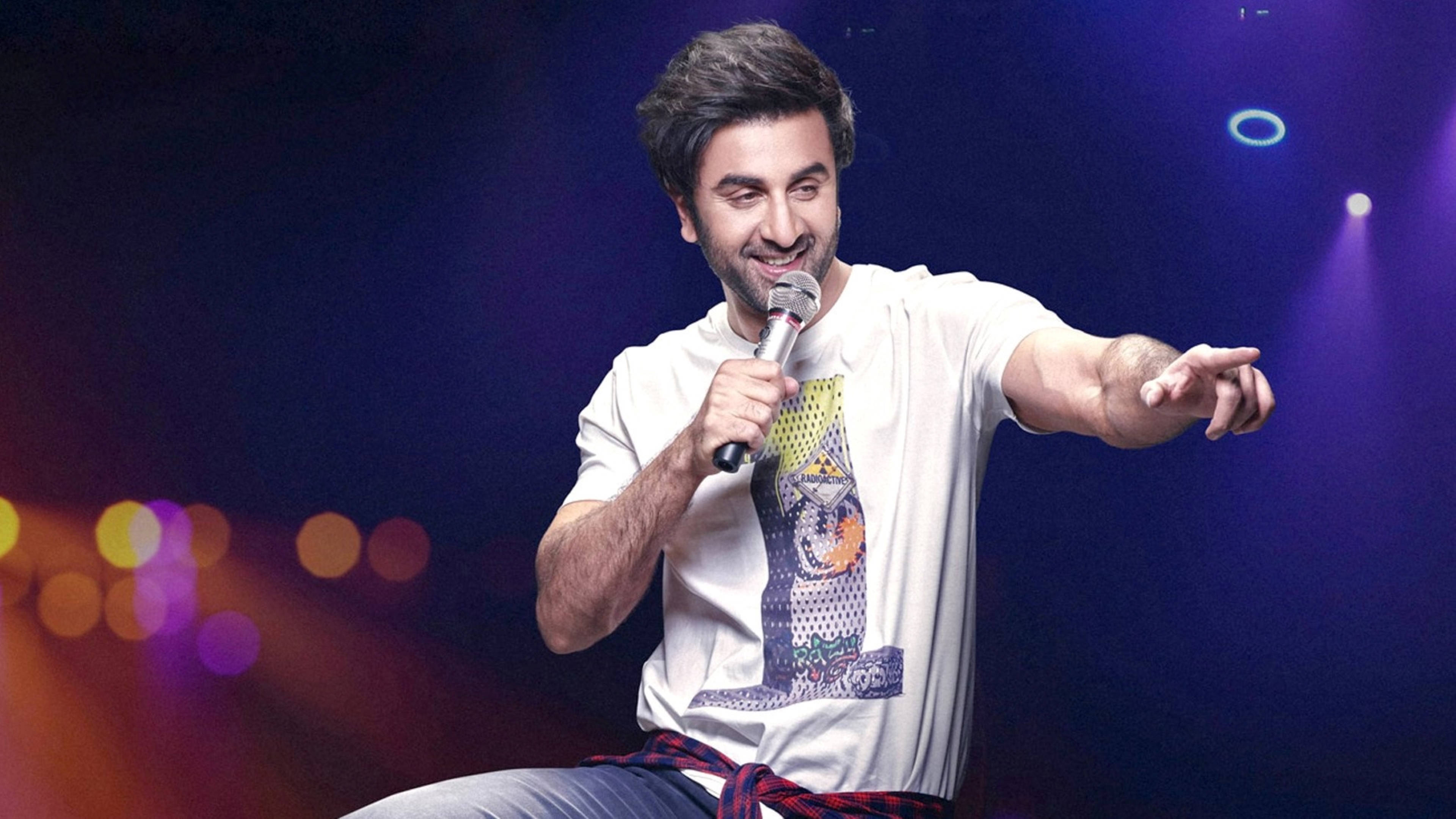 Ranbir Kapoor, white t-shirt, microphone, 4K Desktop Wallpaper