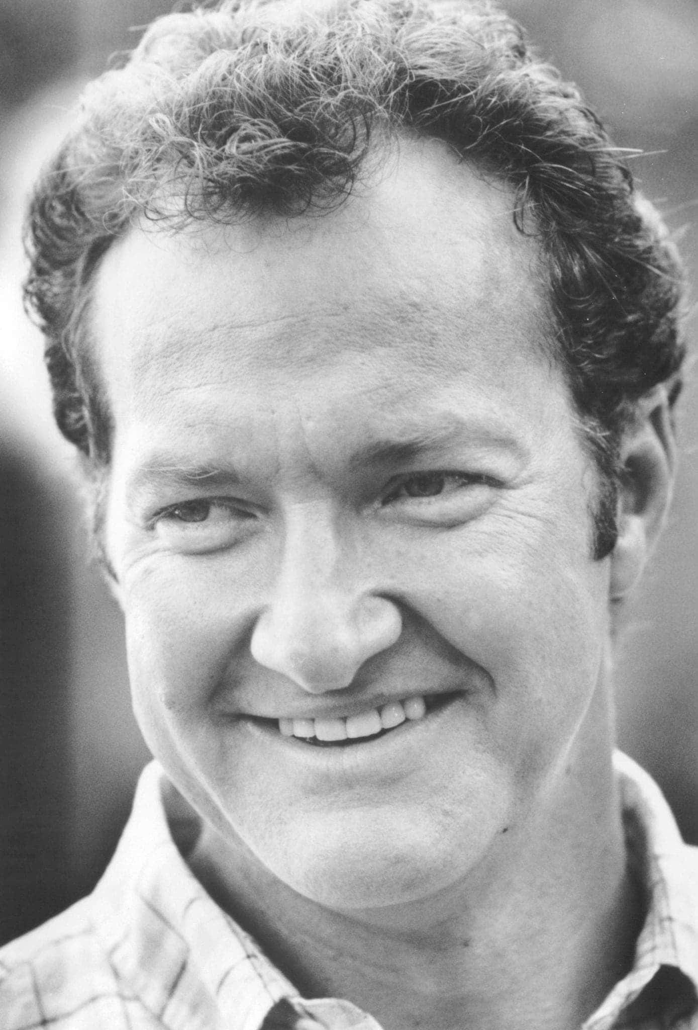 Randy Quaid, black and white, close-up portrait, Full HD Phone Wallpaper